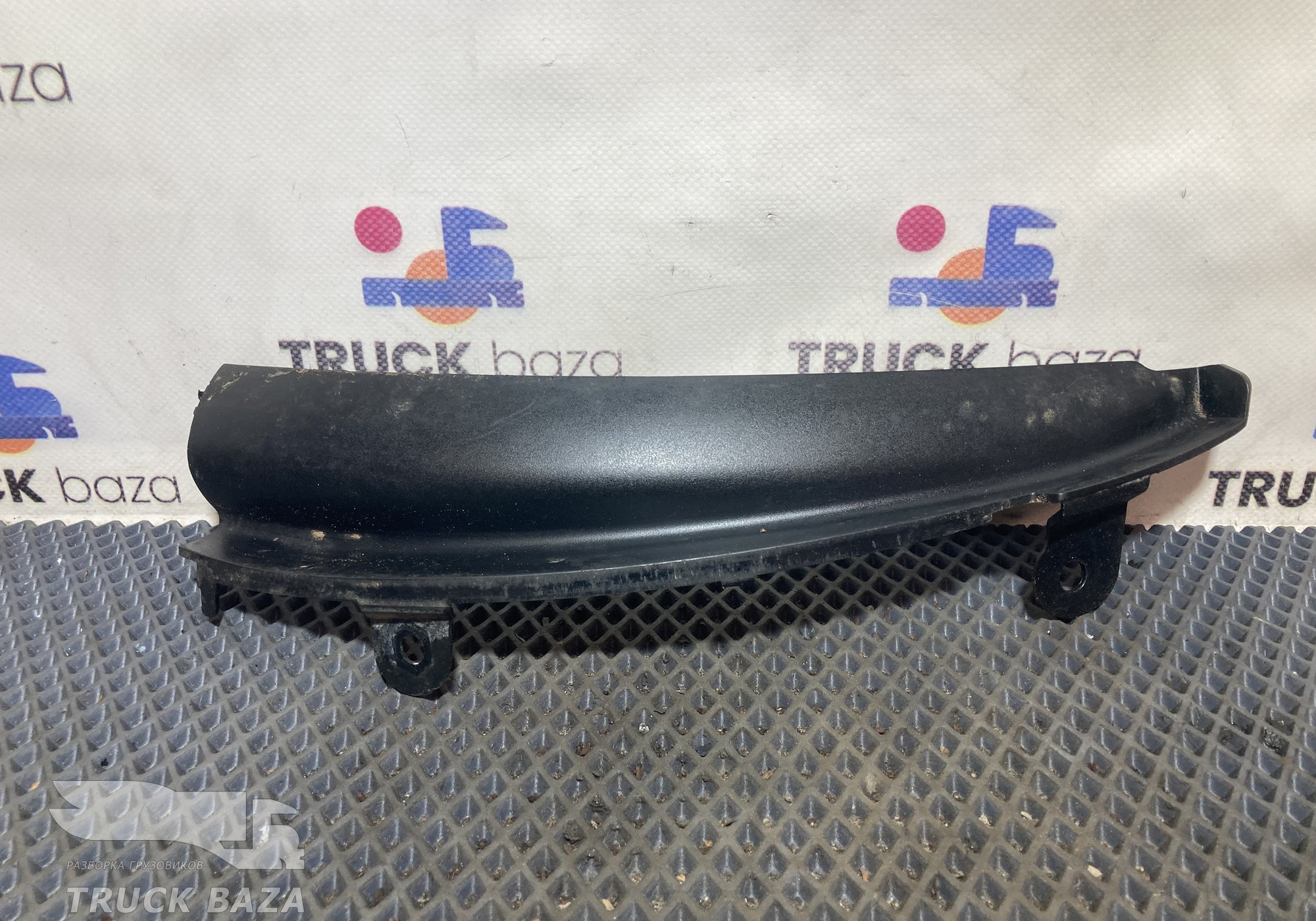 2126955 Накладка дефлектора левая для Scania 5-series G (с 2004 по 2016)