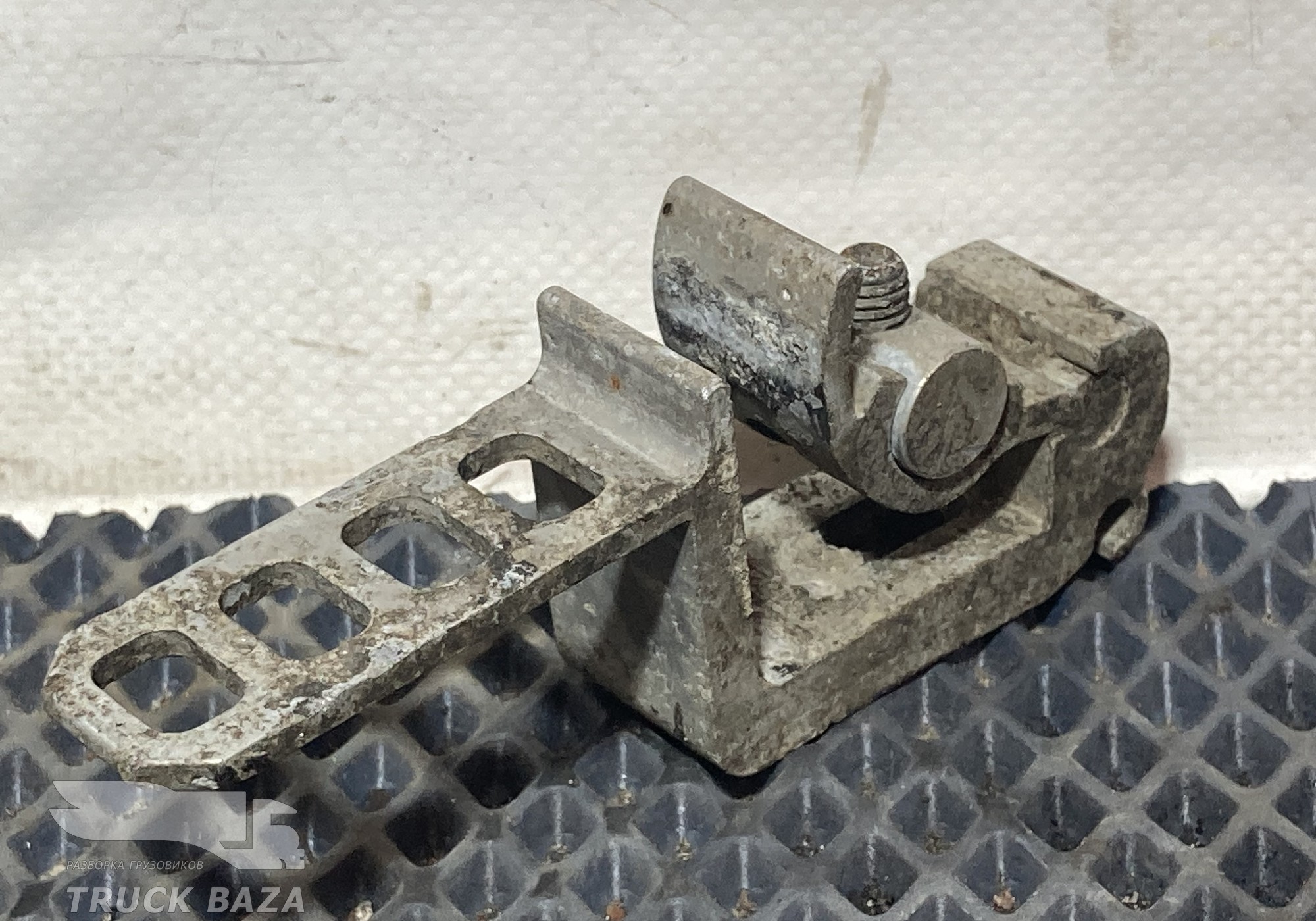 1878229 Кронштейн трубок AdBlue