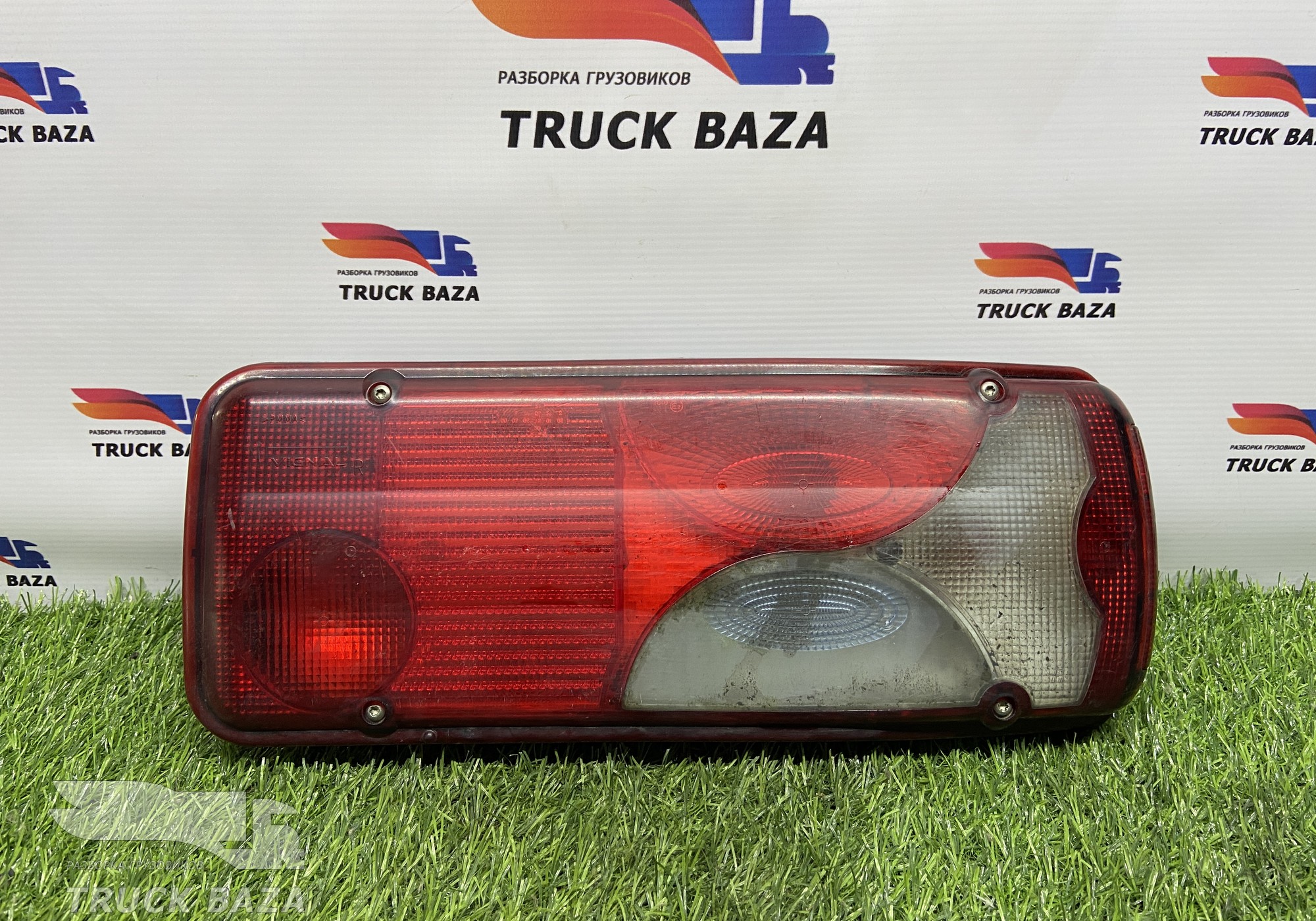 81252256545 Фонарь задний правый для Man