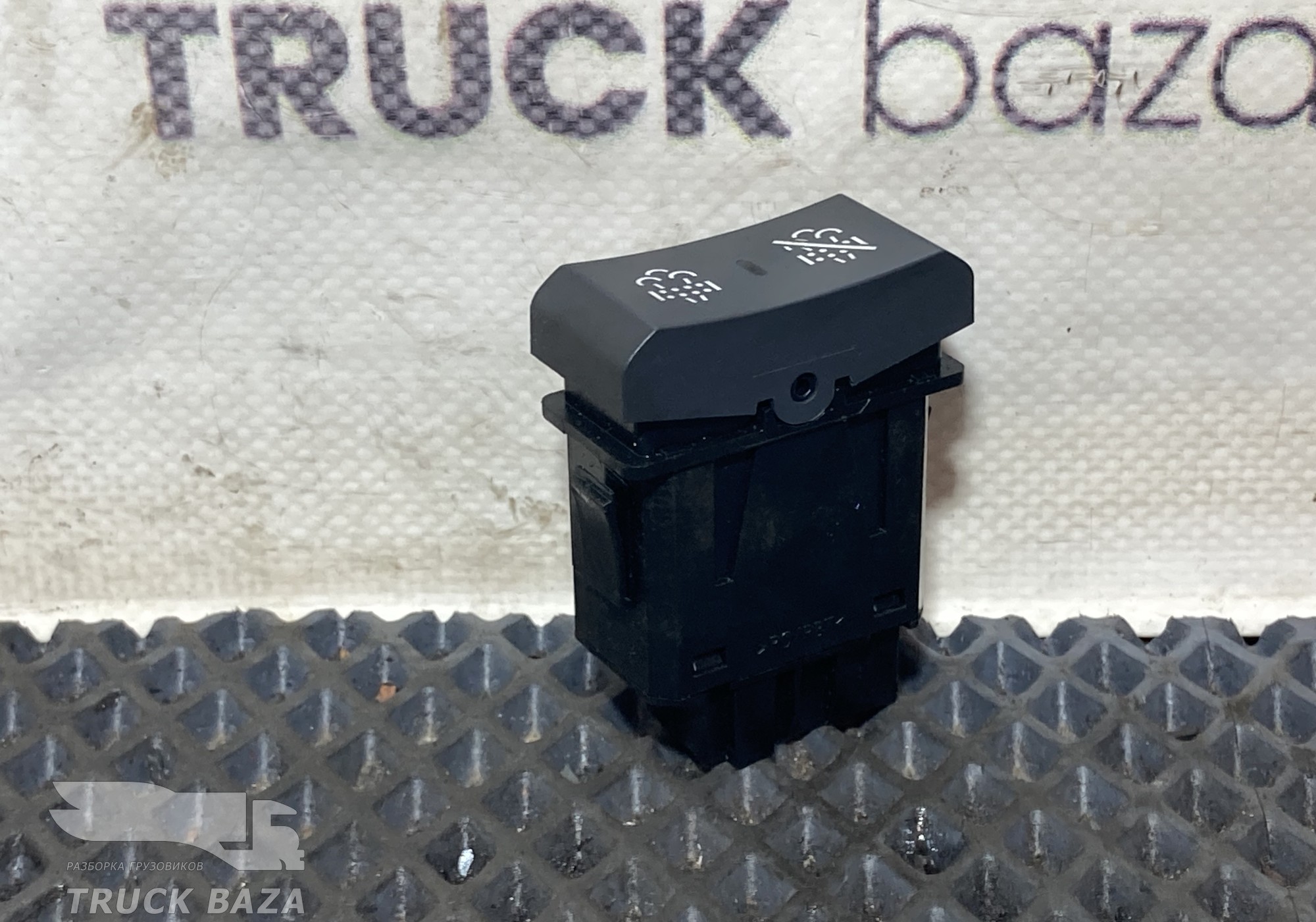 2141404 Кнопка переключения сажевого фильтра для Daf XF106 (с 2012)