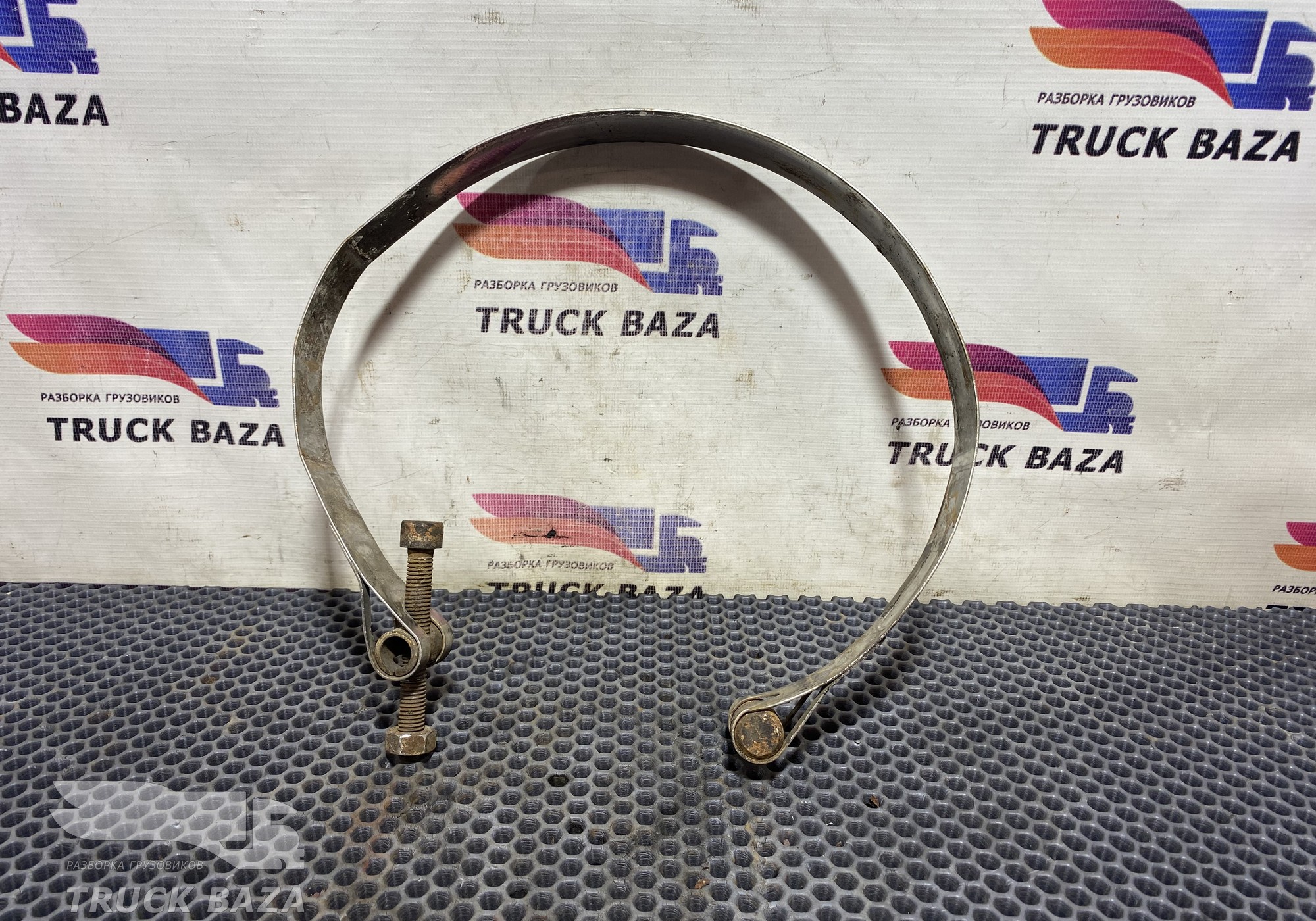81974606041 Хомут ресивера для Man TGX