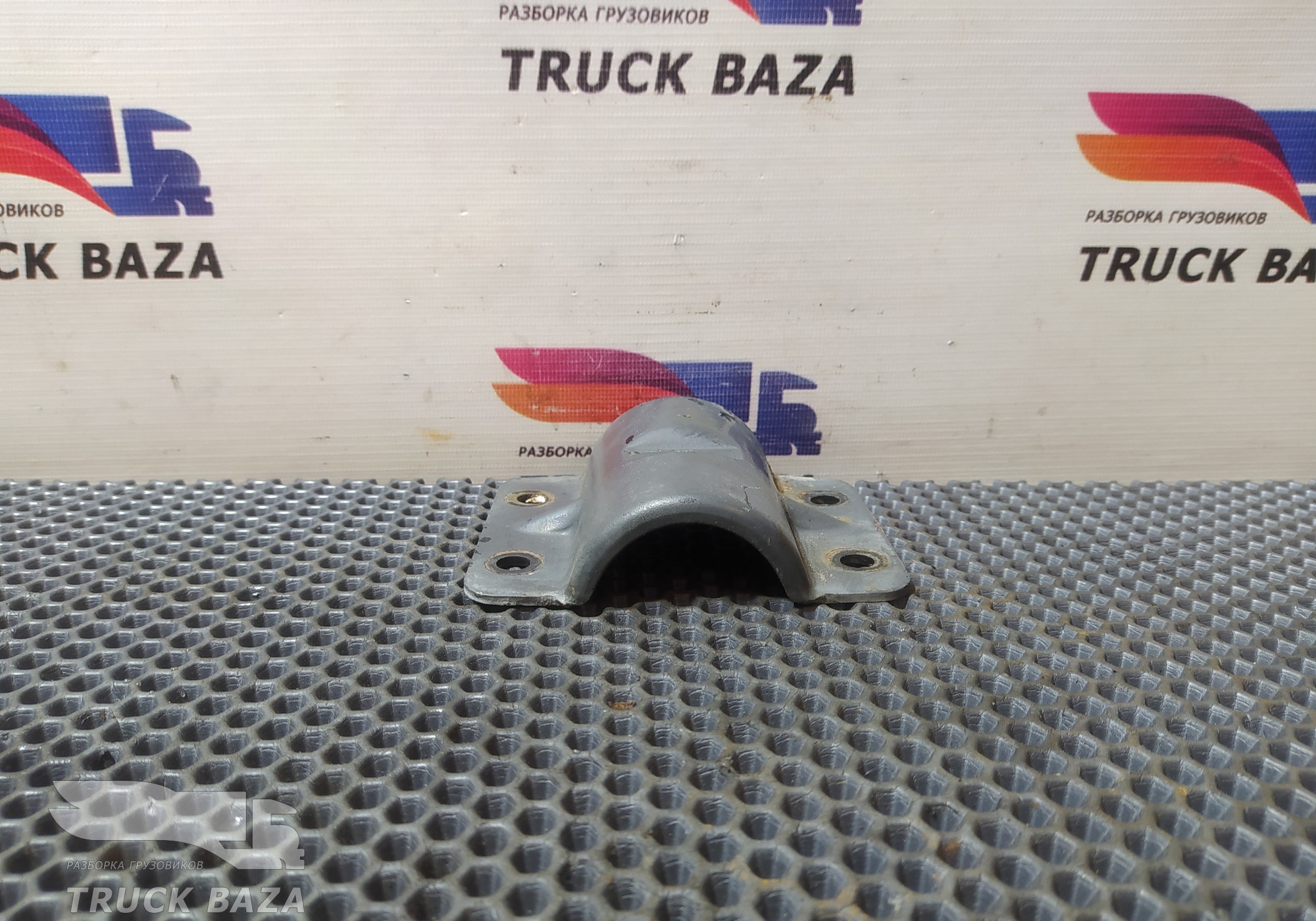 1629046 Кронштейн крыла для Daf CF