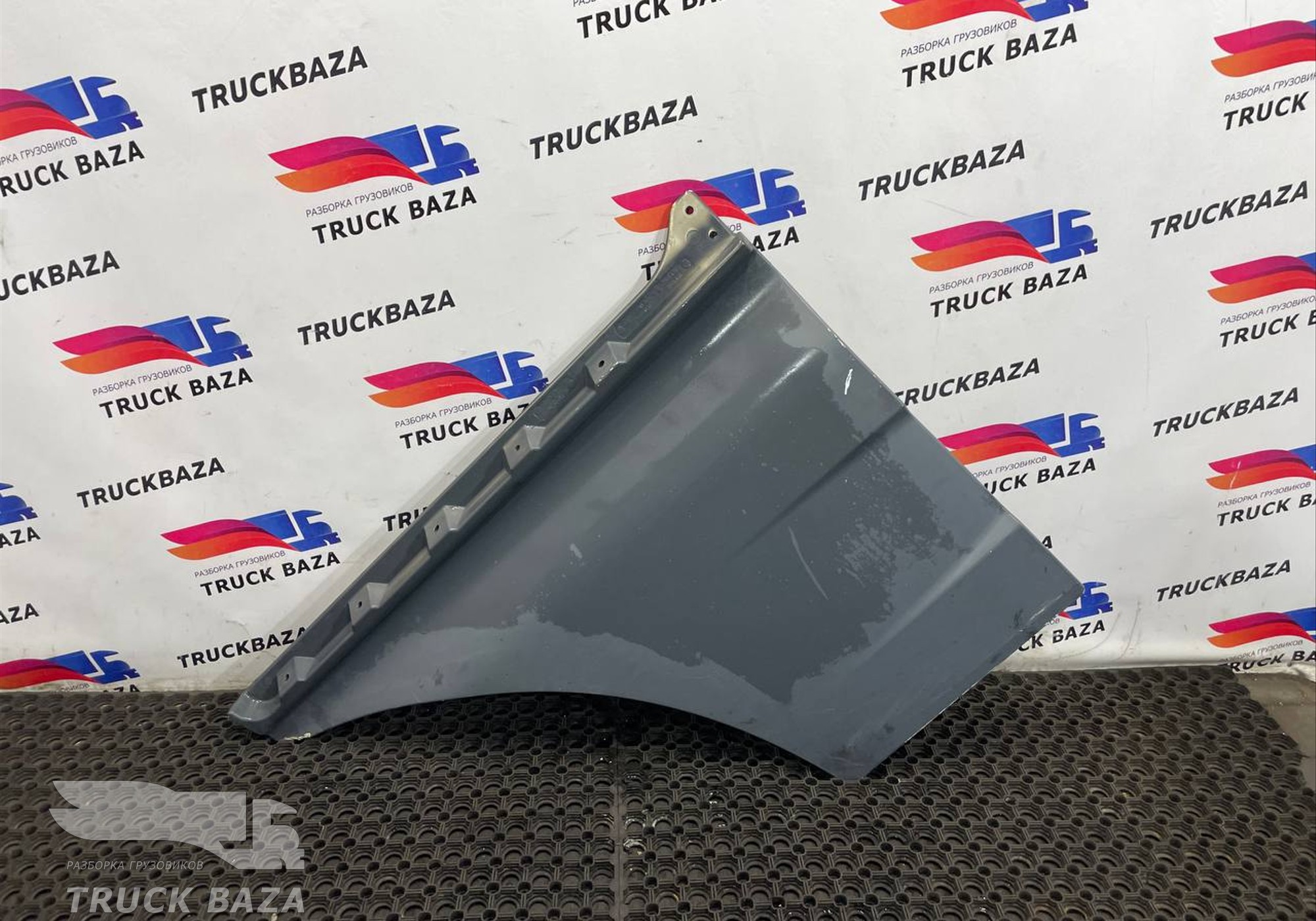 81626100018 Продолжение двери правой для Man TGX II (с 2012)