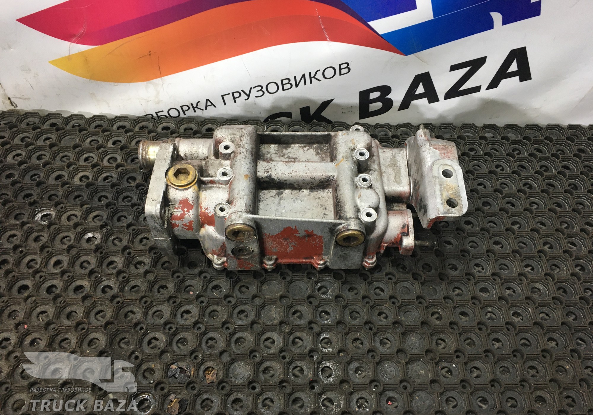 18135629 Корпус теплообменика для Man L2000 I (с 1994 по 2001)