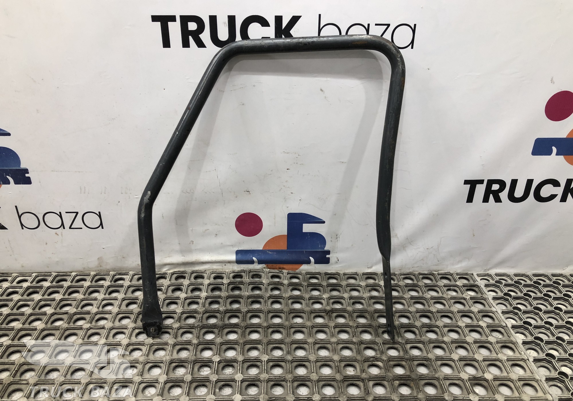 A9305230242 Поручень за кабиной