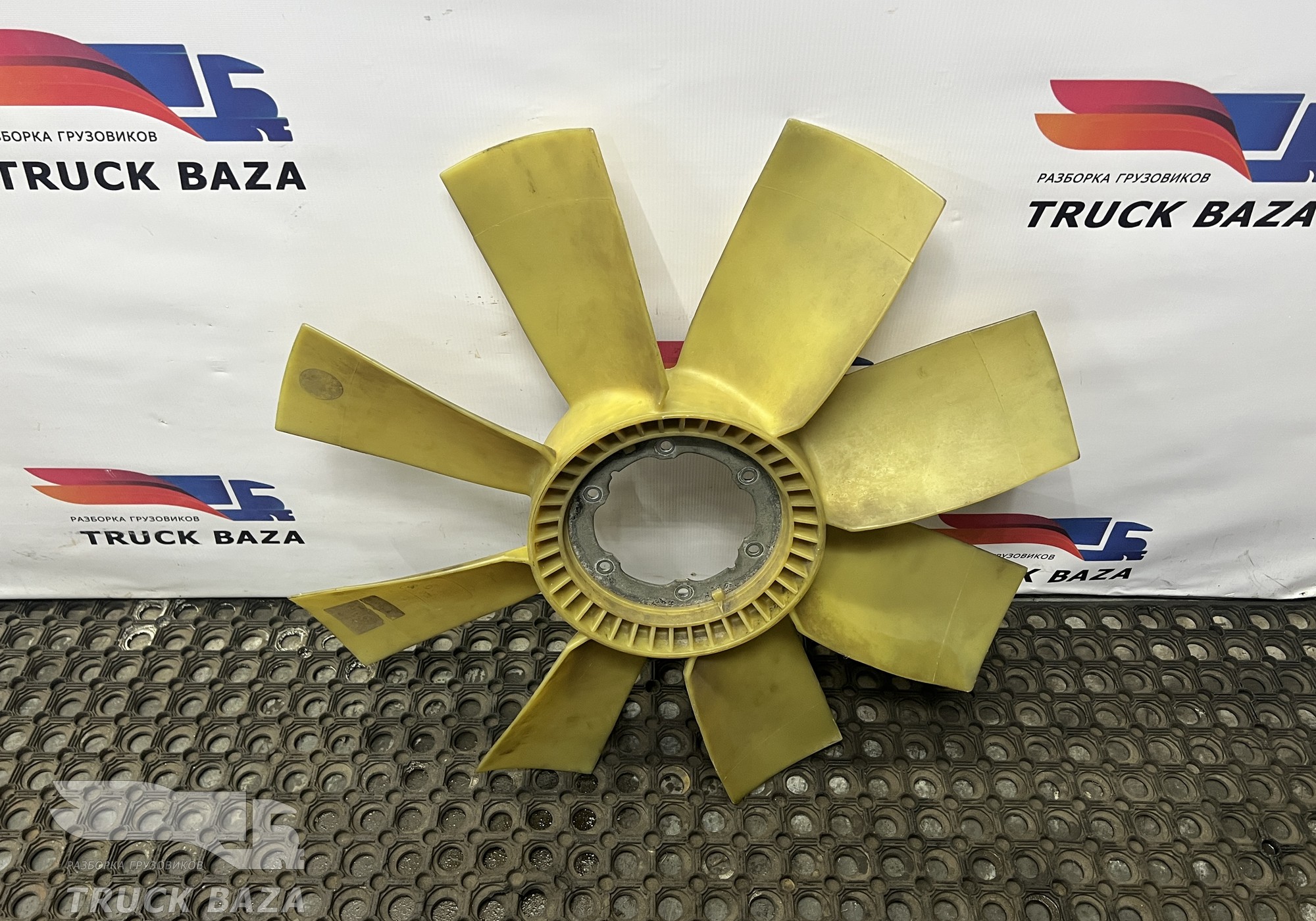 7421990513 Крыльчатка вискомуфты для Renault T (с 2013)