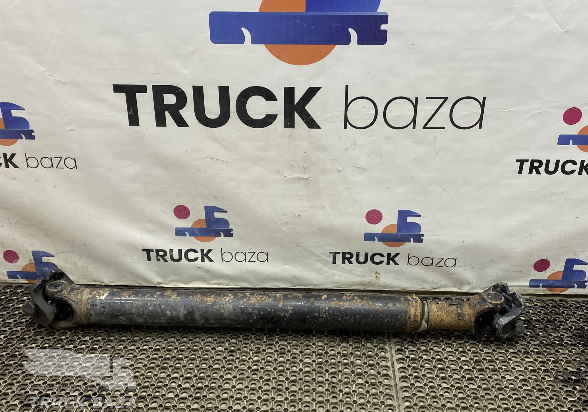 81393236162 Вал карданный