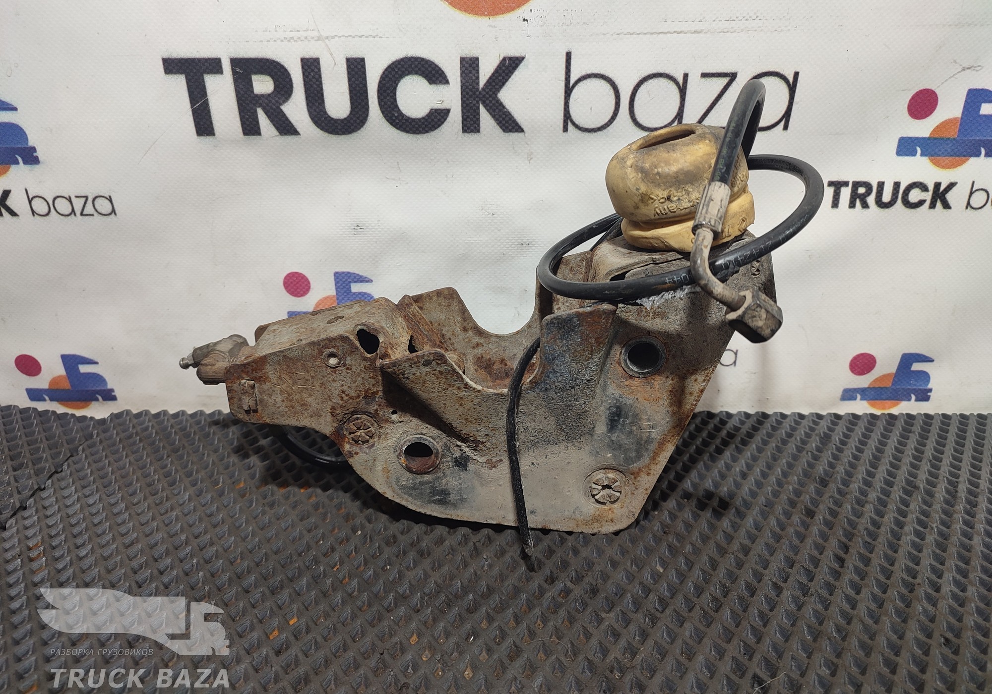 1810345 Замок кабины для Scania 5-series