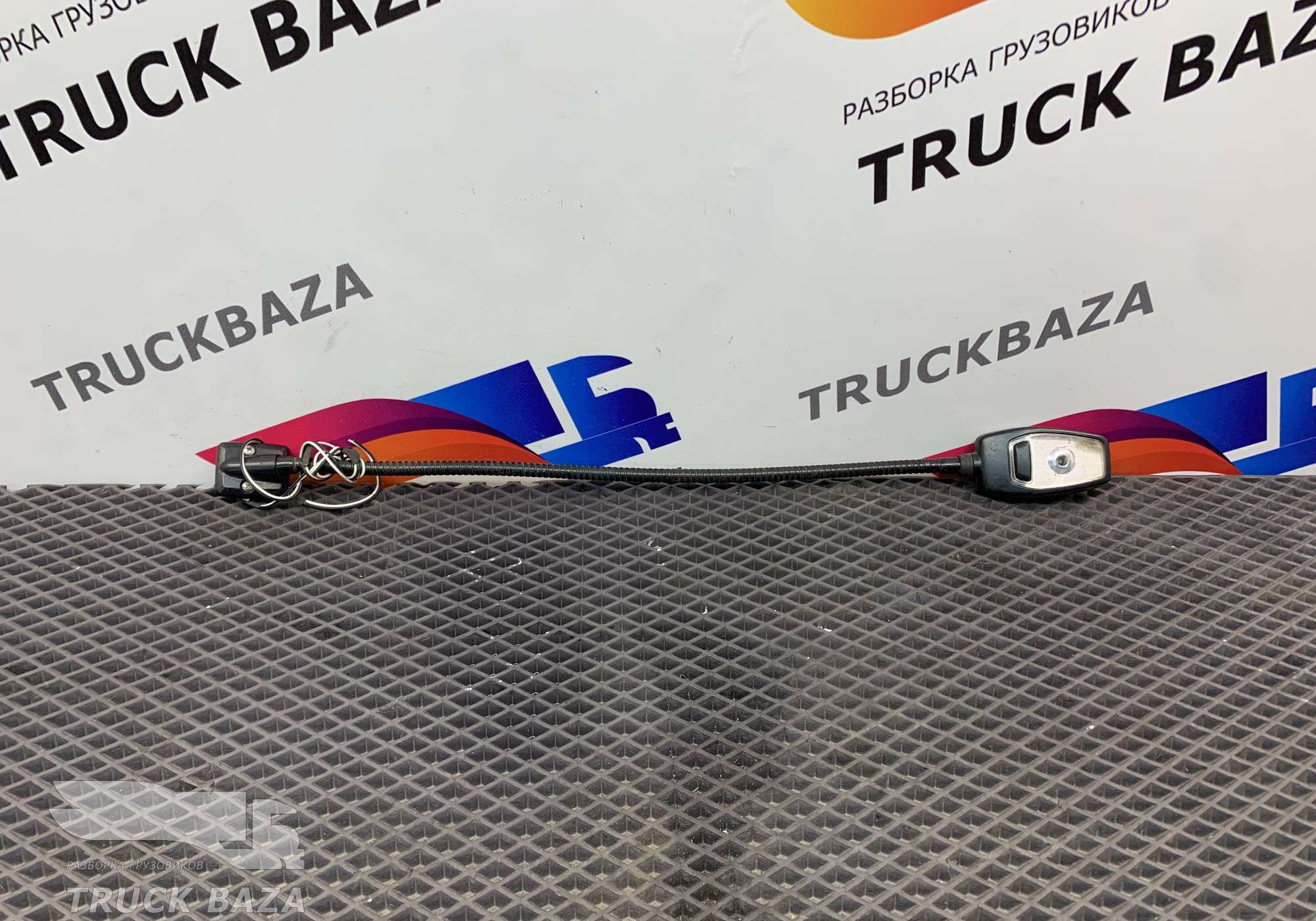 82301393 Плафон салонный для Renault T