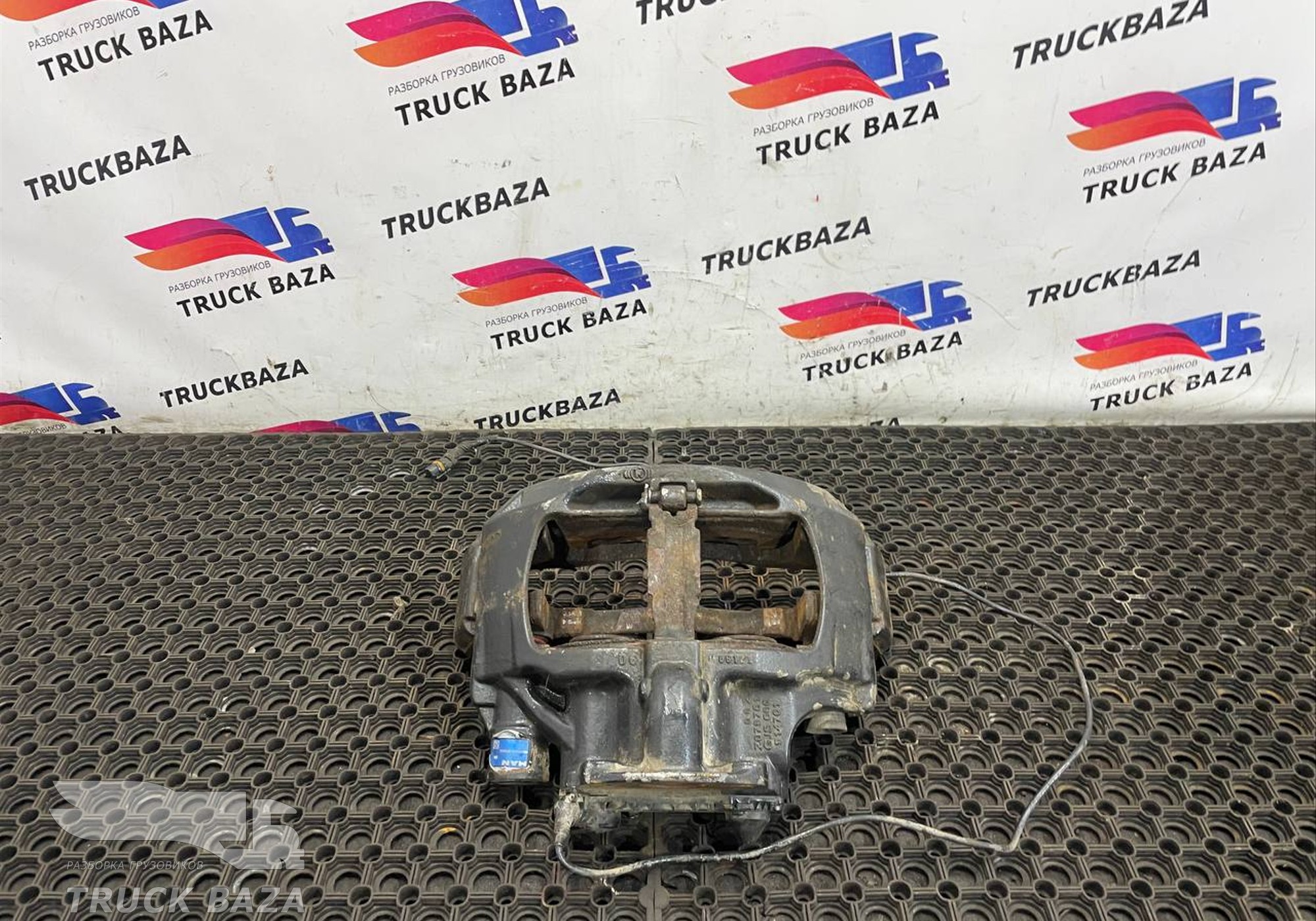 81508046721 Суппорт задний левый для Man TGX TG3 (с 2020)