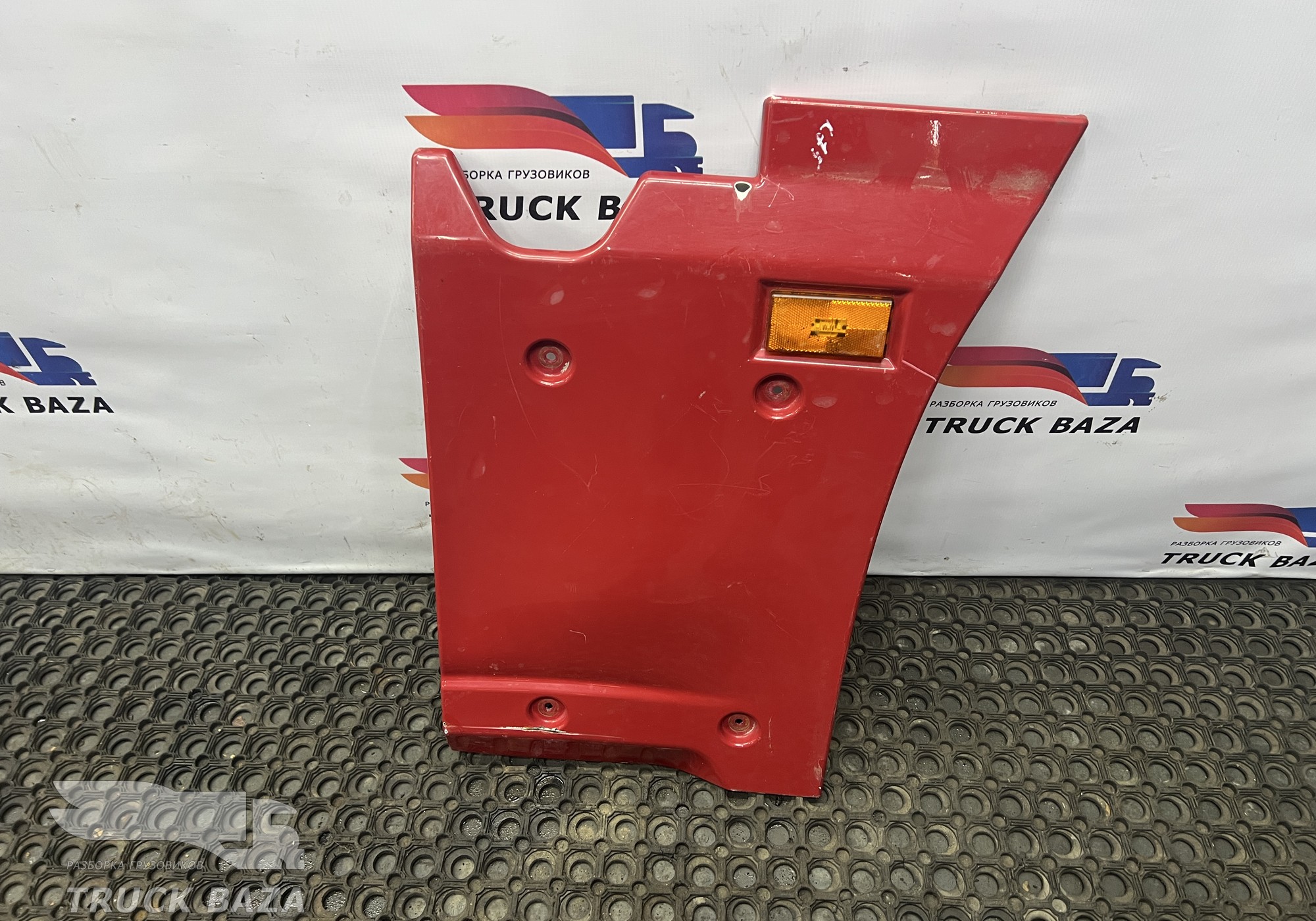 54901841111210 Накладка бака AdBlue для КАМАЗ 54901