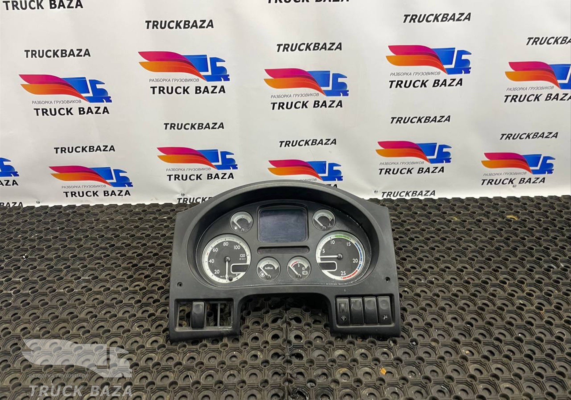 1743496 Комбинация приборов для Daf XF105 (с 2006 по 2020)