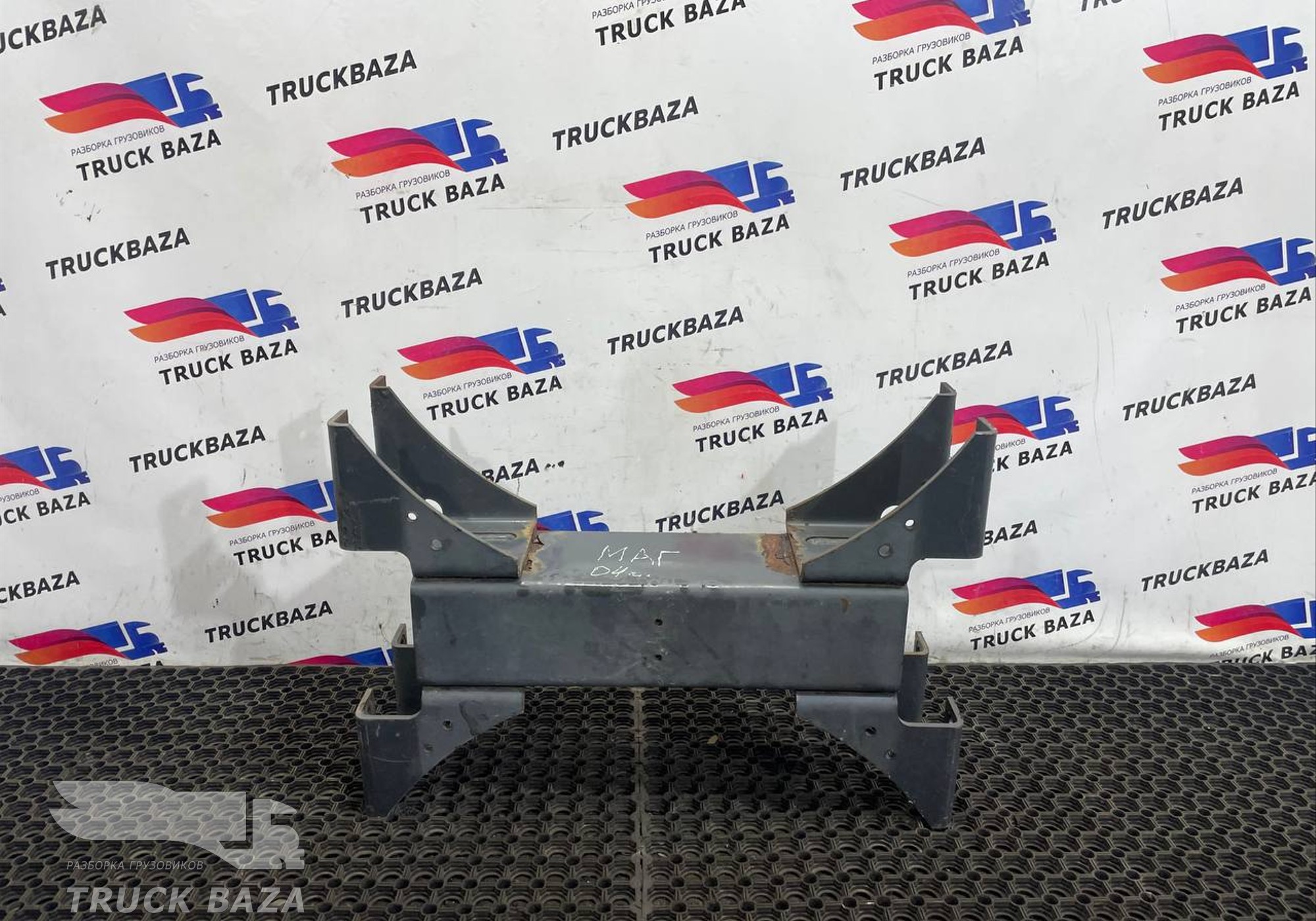 5010532064 Траверса рамы для Renault Magnum III E-tech (с 2001 по 2005)
