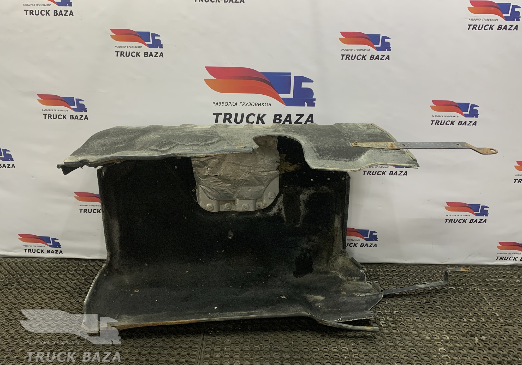 1683831 Шумоизоляция двигателя задняя для Daf XF105 (с 2006 по 2020)