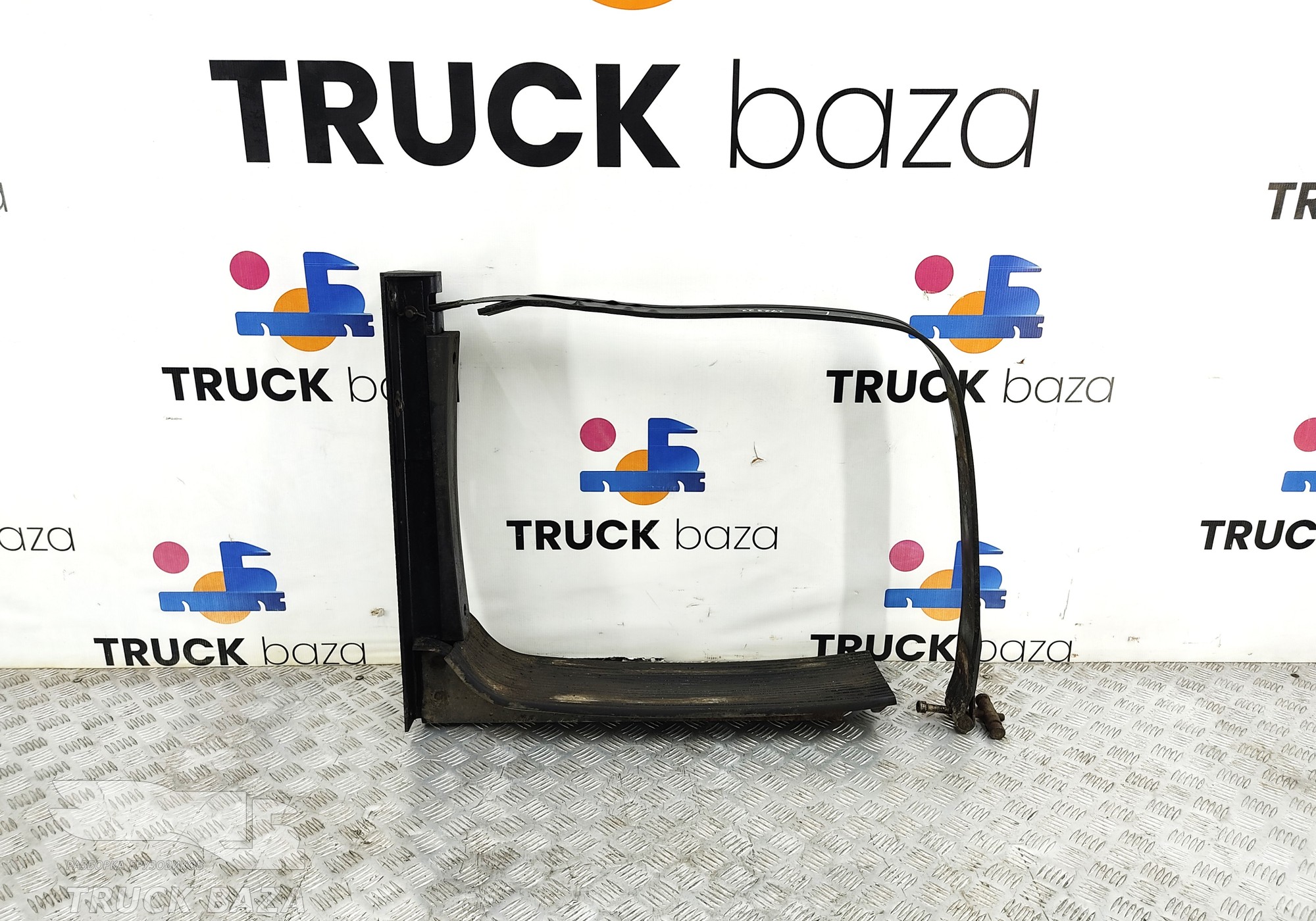 54901110110401 Кронштейн топливного бака для КАМАЗ 54901