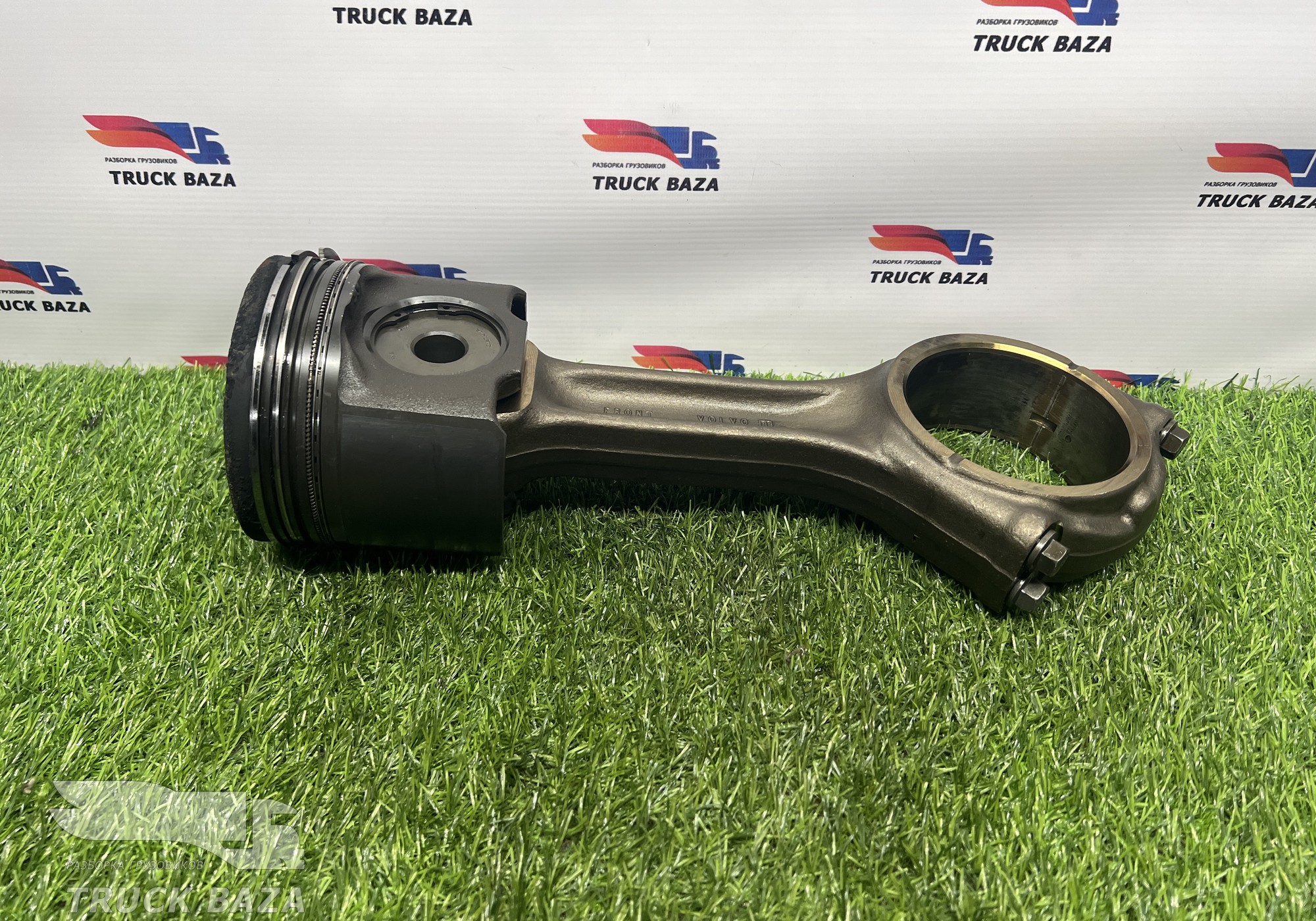 7422106875 Поршень с шатуном