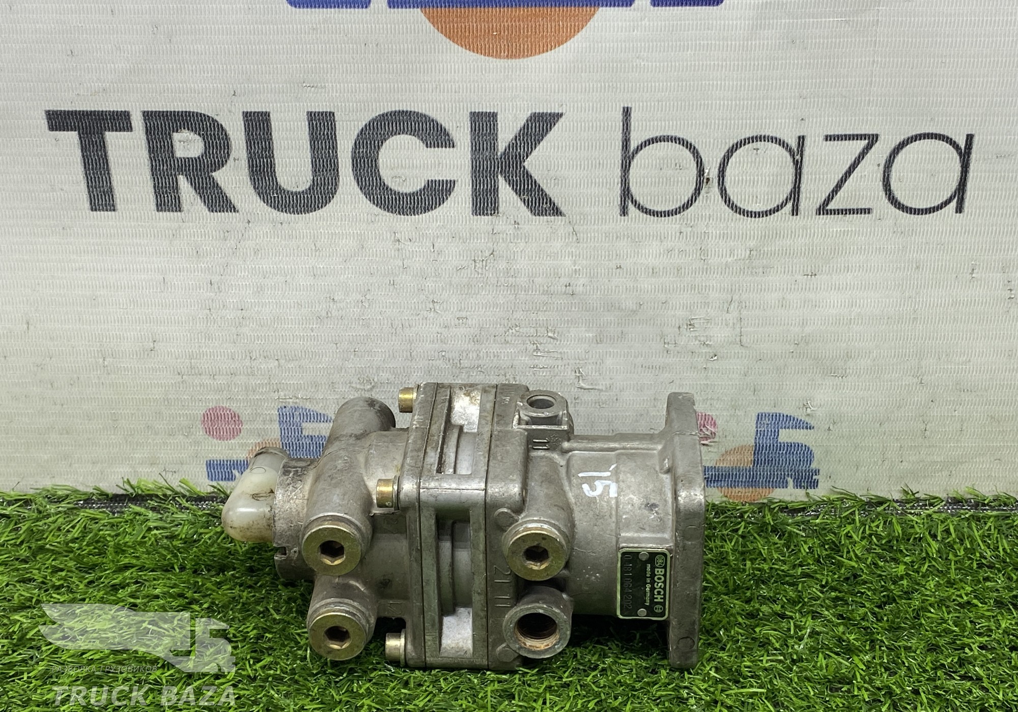 0481064202 Кран тормозной главный для Разные Грузовики