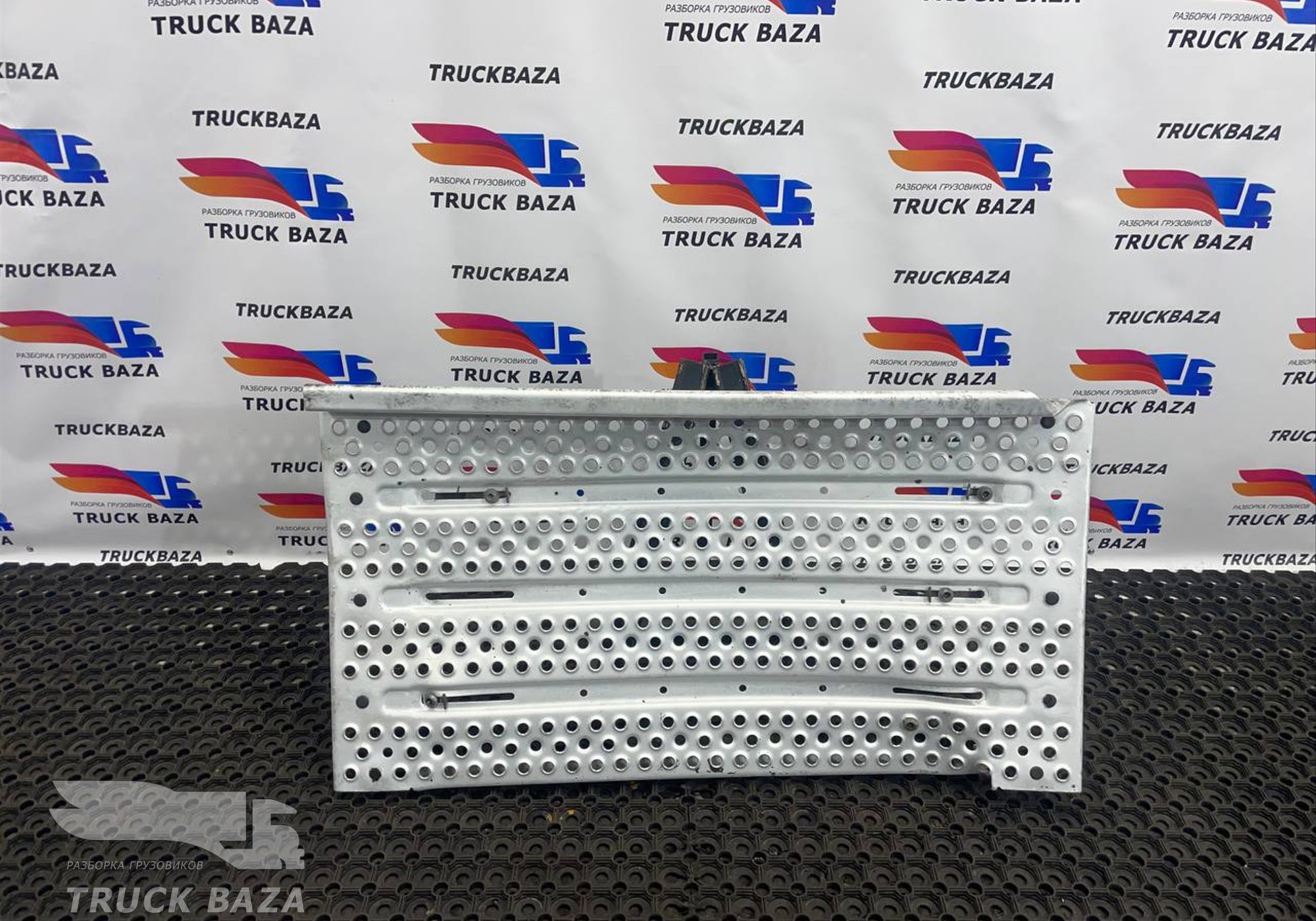 A9605207831 Трап на раму центральный для Mercedes-Benz Actros New Actros MP4 (с 2011)