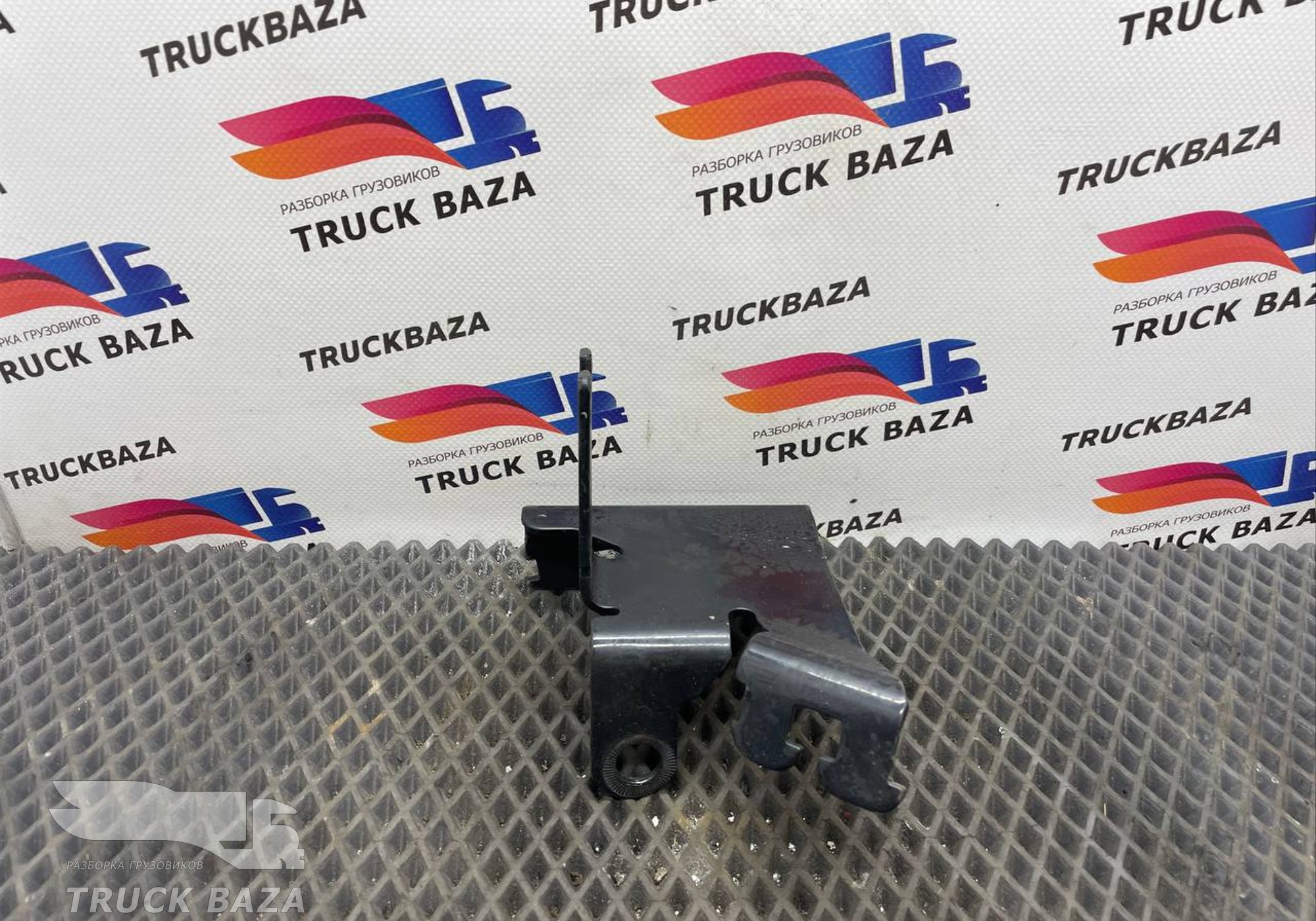 81254420203 Кронштейн проводки для Man TGX TG3 (с 2020)