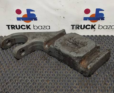 AZ9925522138 Кронштейн передней рессоры левый для Sinotruk Sitrak C7H