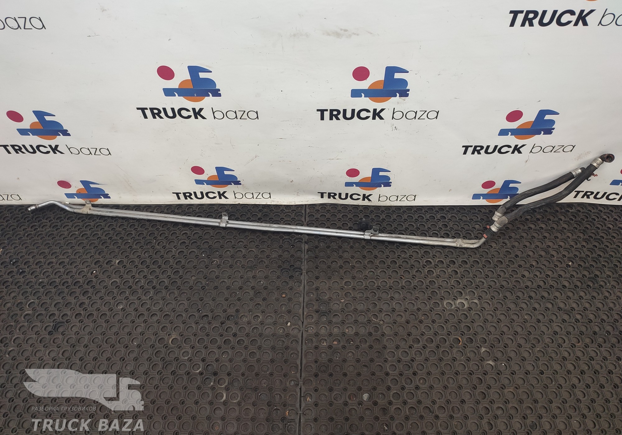 2359069 Трубка охлаждения КПП