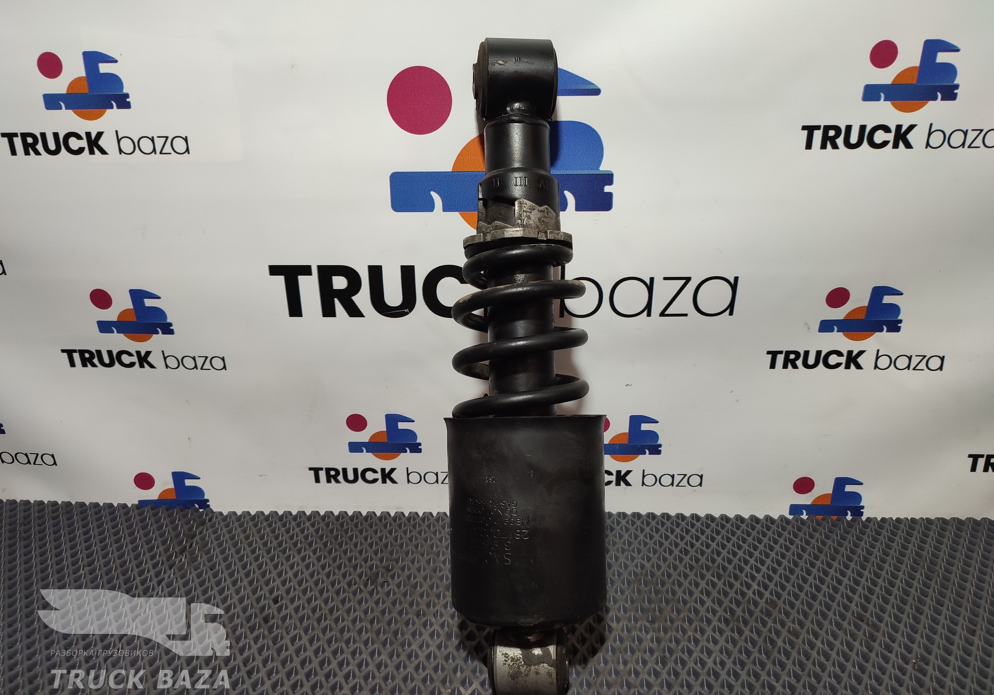 81417226088 Амортизатор кабины задний