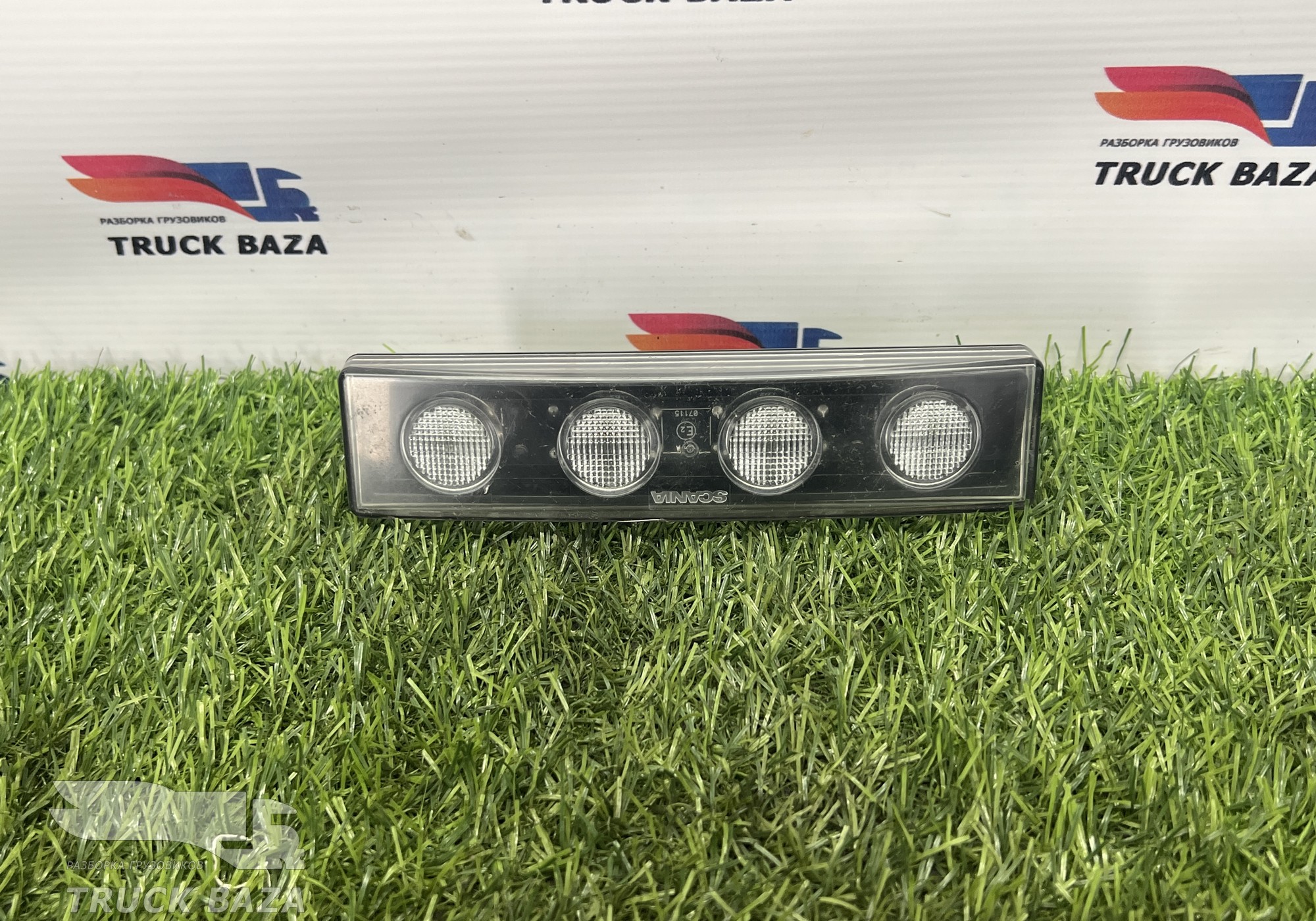 2035104 Габарит в козырек для Scania 4-series R (с 1995 по 2007)