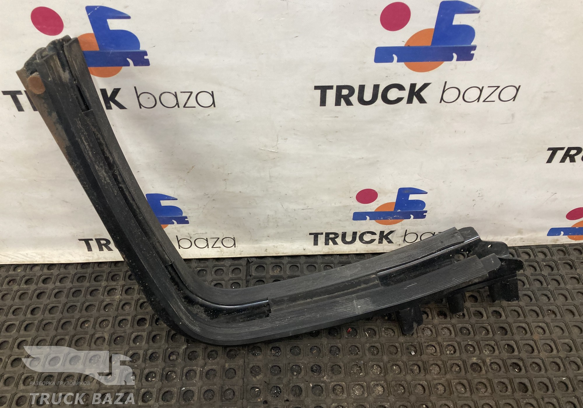 11011052005 Кронштейн топливного бака для Faw J7 (с 2018)