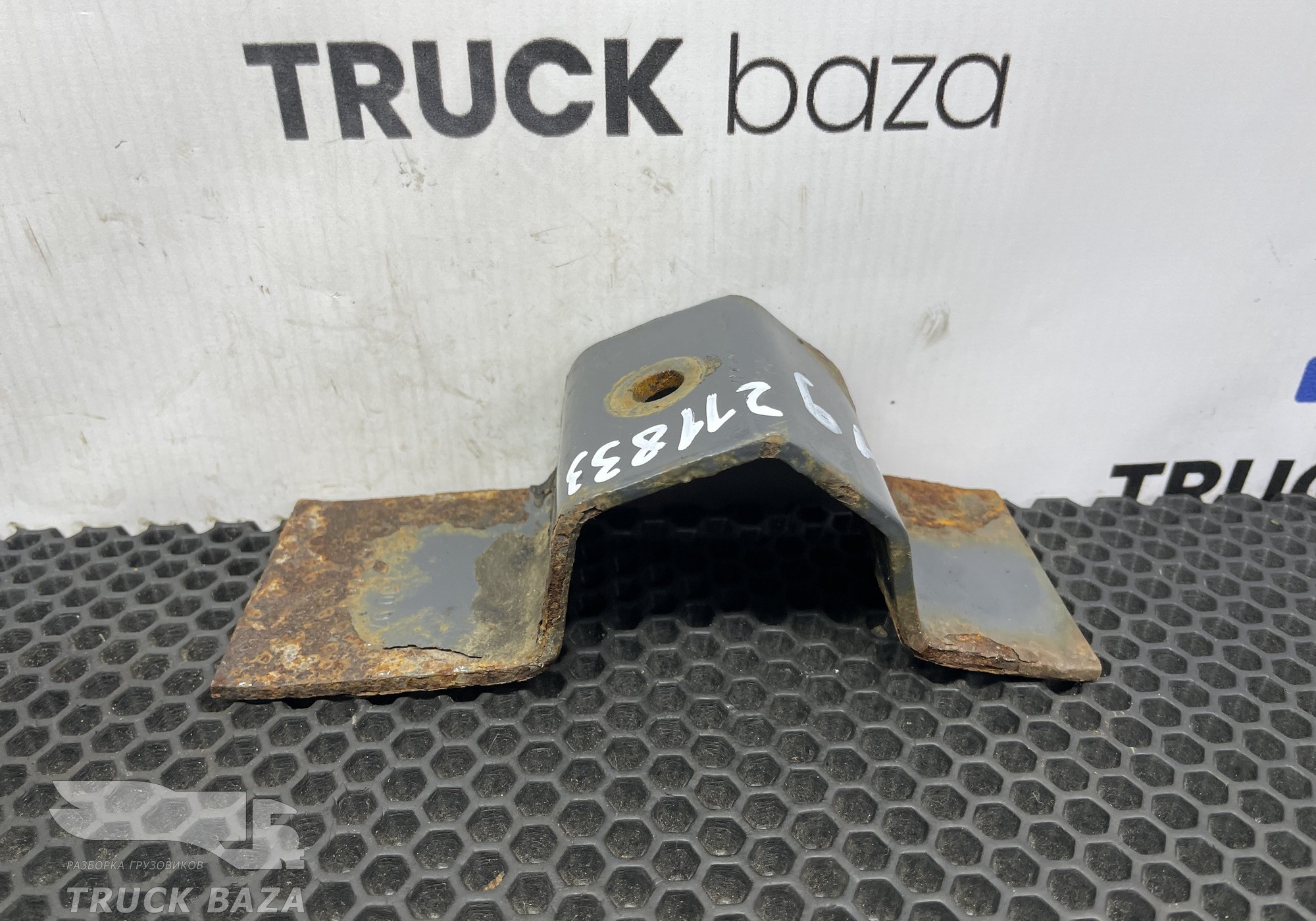 A9305210097 Кронштейн крыла заднего для Mercedes-Benz Axor