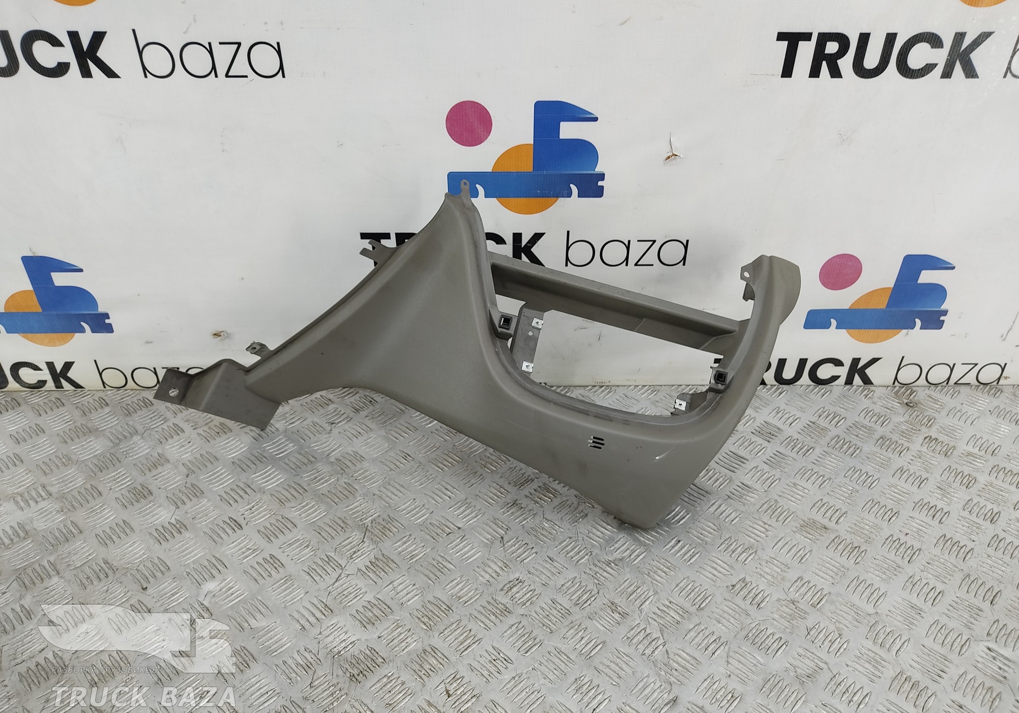 1653188 Накладка торпедо для Daf XF105 (с 2005)