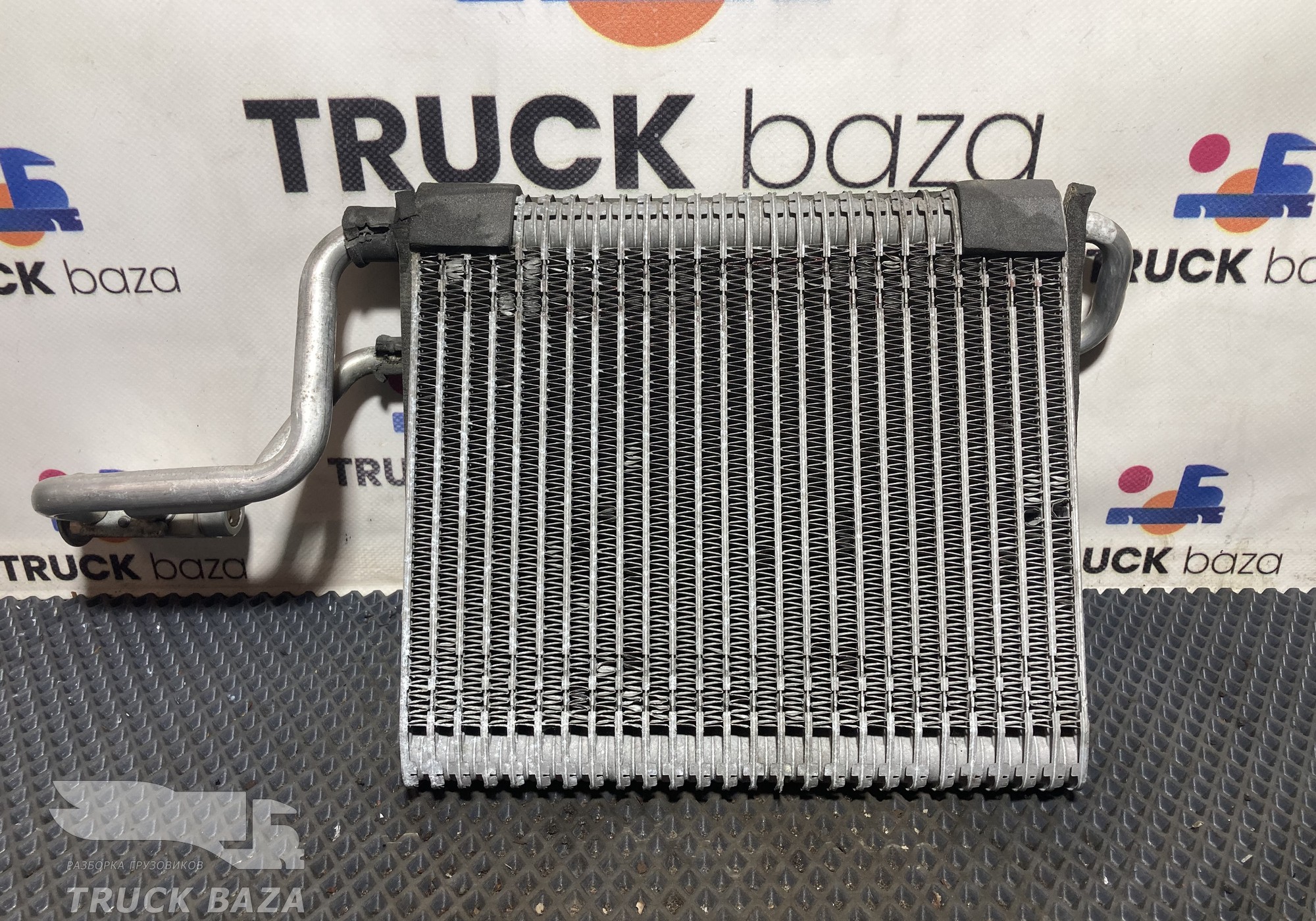 52407050 Радиатор кондиционера