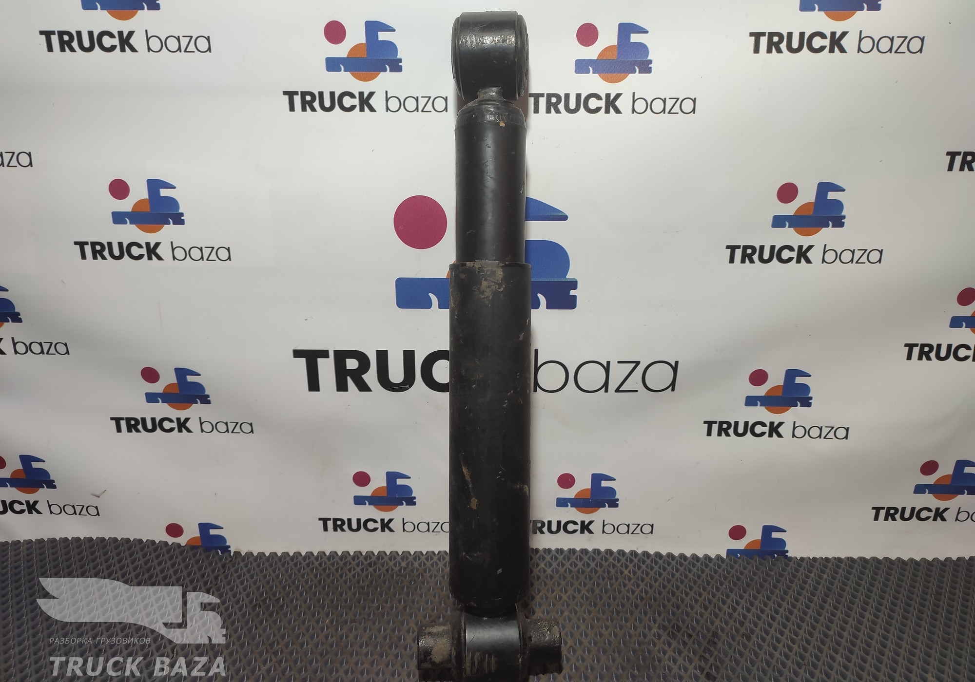 81437026058 Амортизатор передний