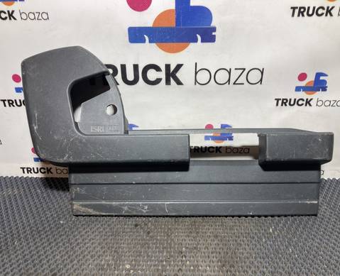 05524 Накладка сиденья правая для КАМАЗ