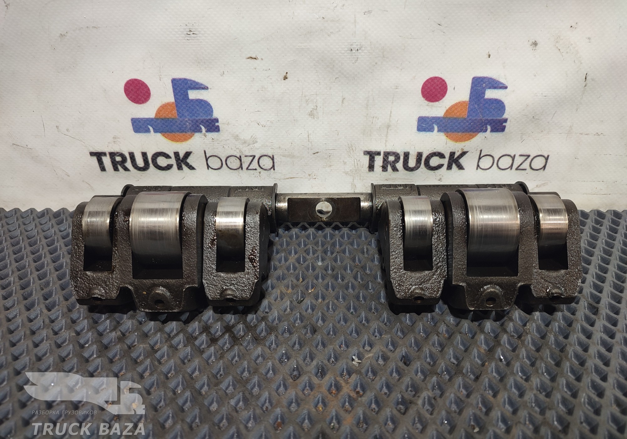 1891692 Вал рокеров в сборе для Scania