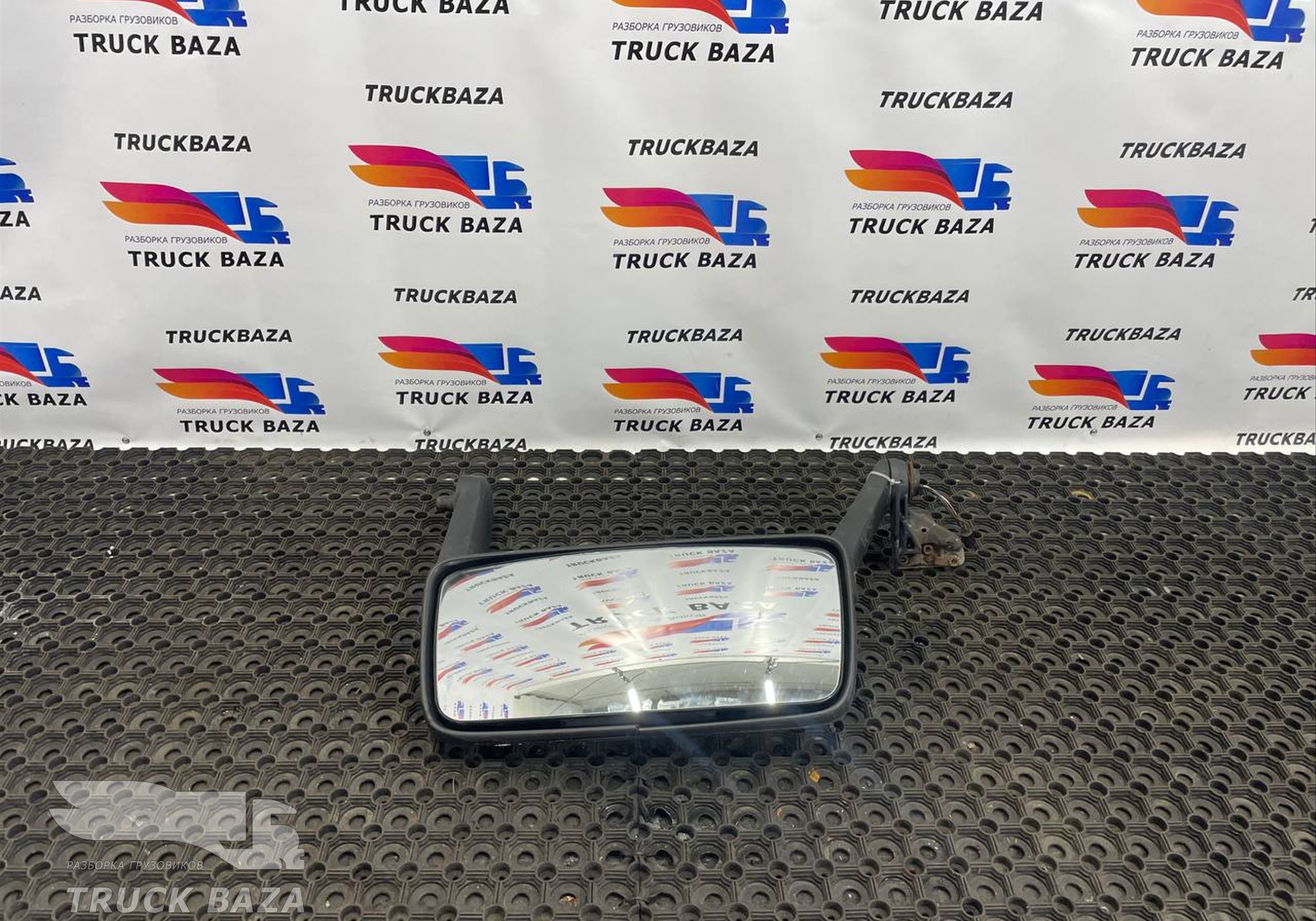 20841068 Зеркало заднего вида боковое левое для Volvo FH FH13 (с 2002 по 2008)