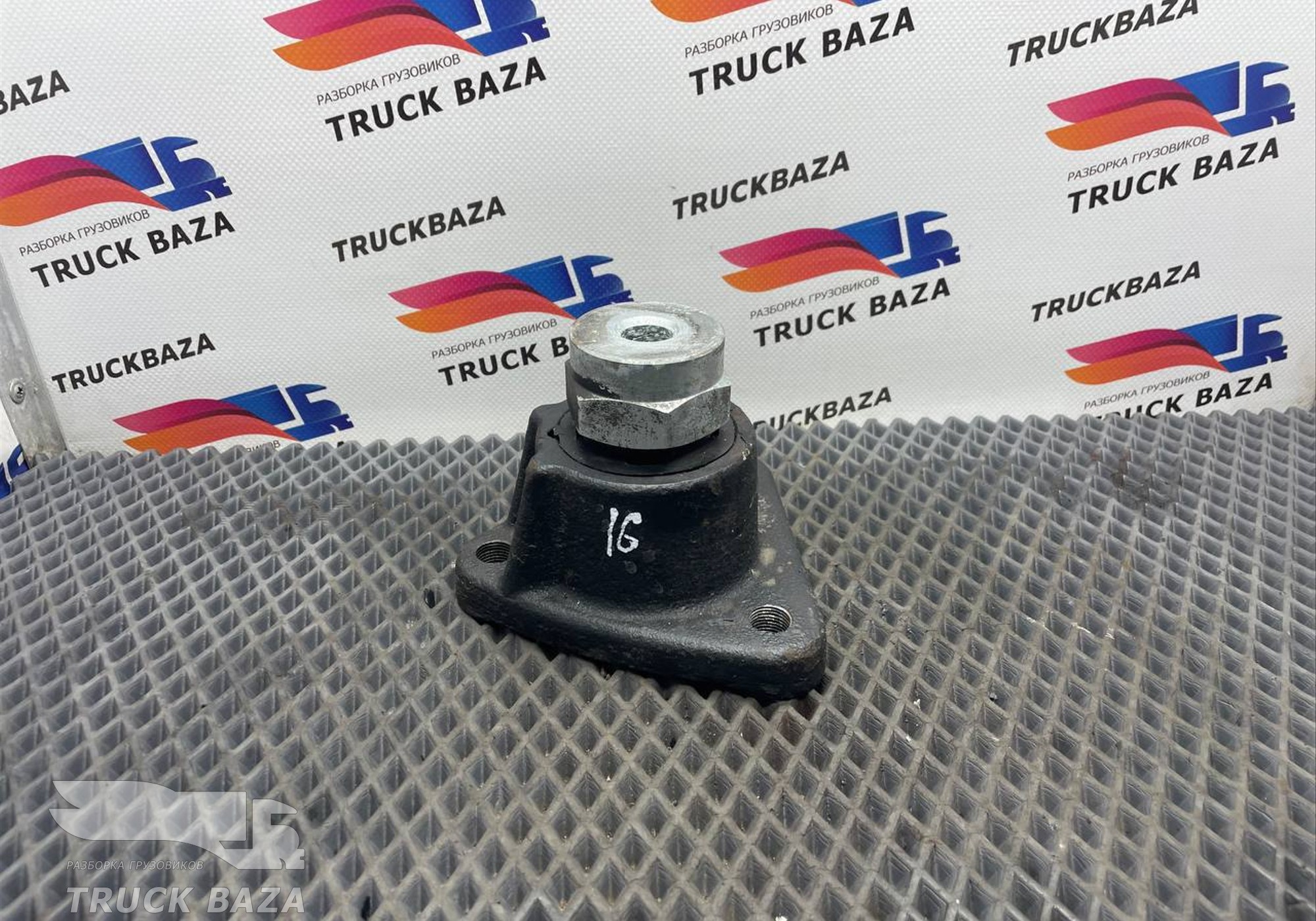 549013704001 Кронштейн ящика АКБ для КАМАЗ 54901