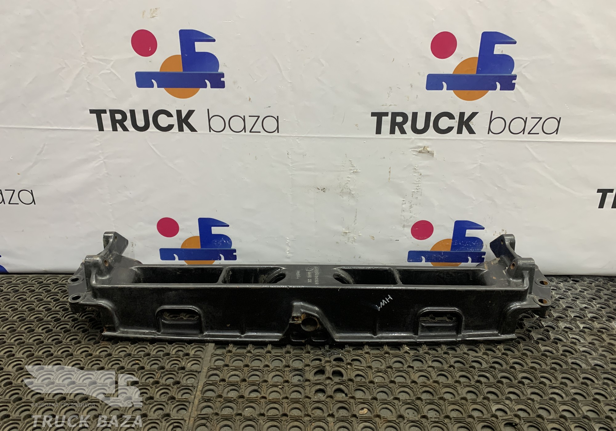 752W412003001 Усилитель переднего бампера верхний для Sinotruk Howo T5G