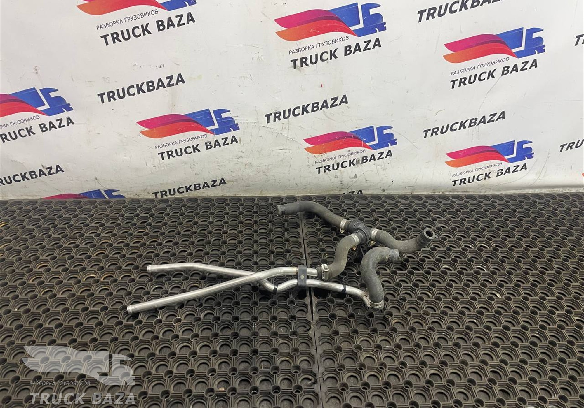 81619600889 Трубка автономного отопителя для Man TGX TG3 (с 2020)