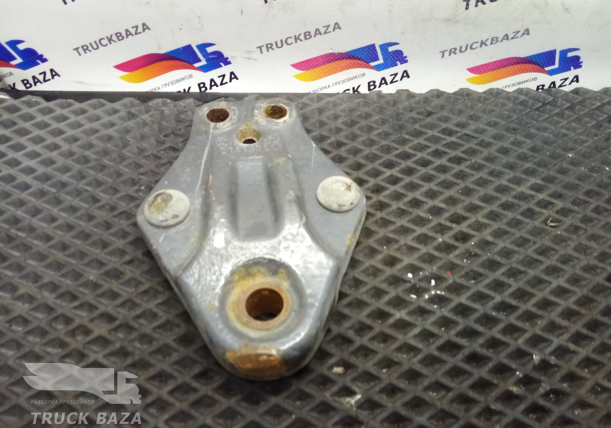 21418383 Кронштейн стабилизатора подвески для Renault T