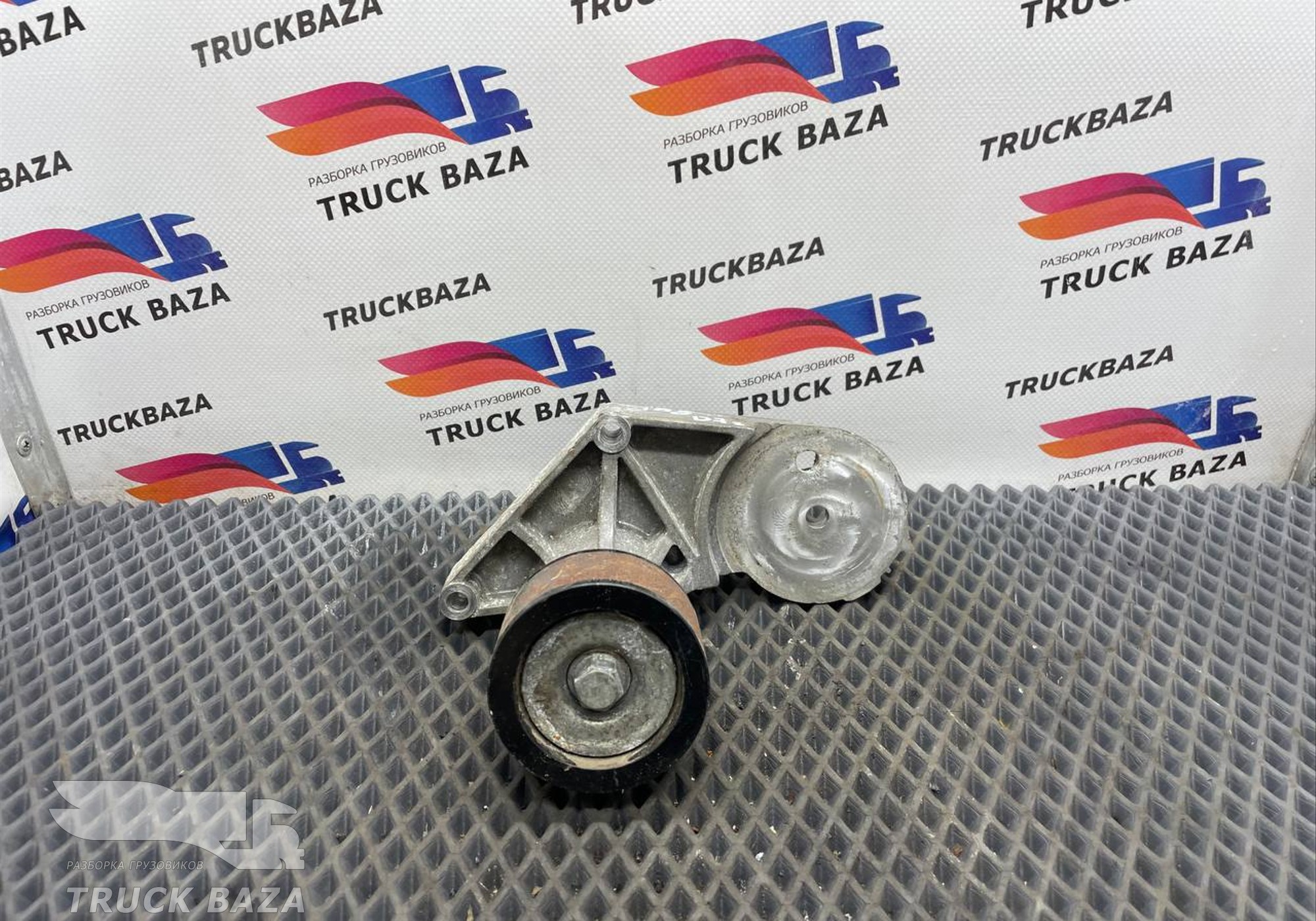 1942517 Кронштейн ролика натяжителя для Daf XF105 (с 2005)