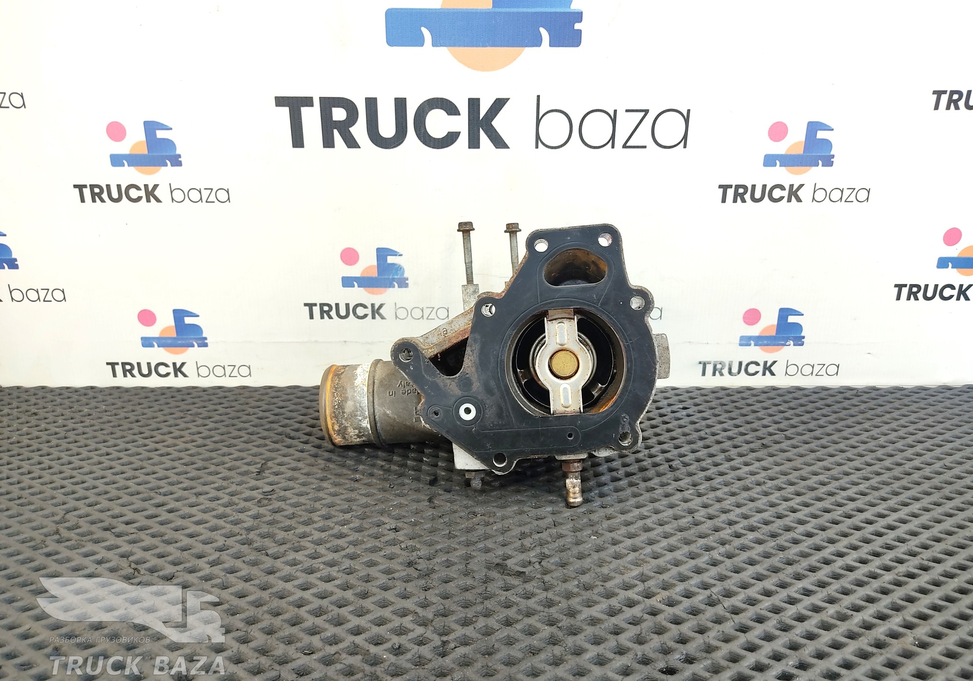 500381350 Корпус термостата для Iveco EuroStar