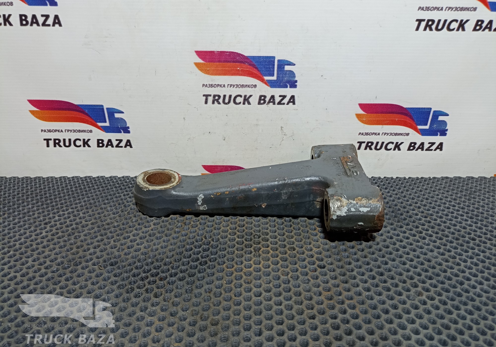 1367345 Сошка кулака поворотного для Daf XF95