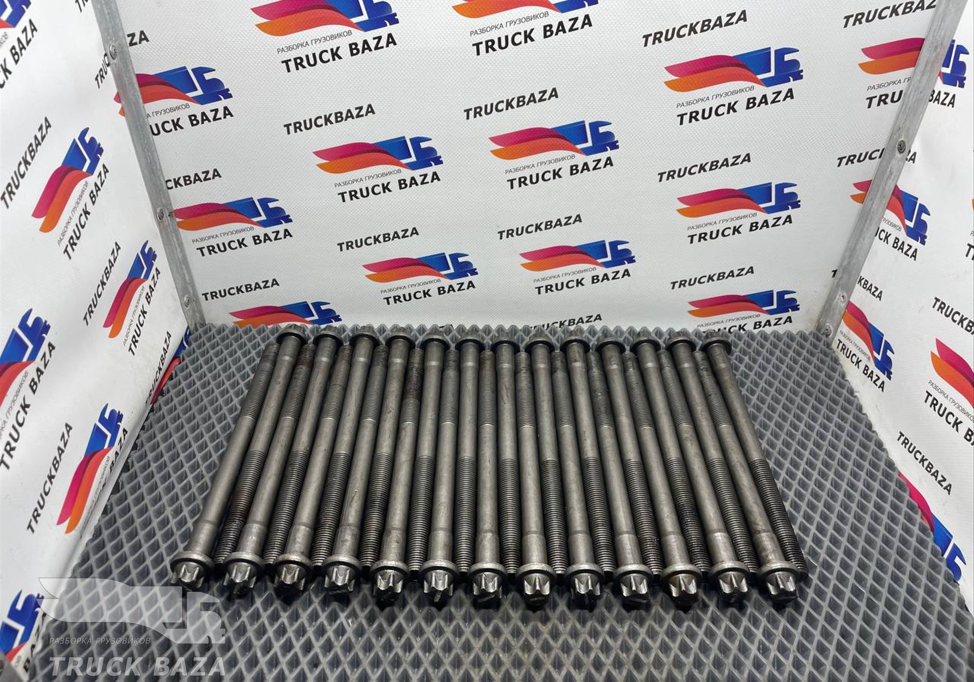 51900200421 Болт ГБЦ комплект для Man TGX II (с 2012)