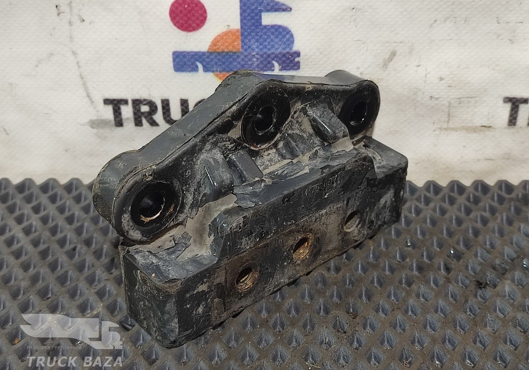 9605040214 Подушка радиатора для Mercedes-Benz Actros New Actros MP4 (с 2011)