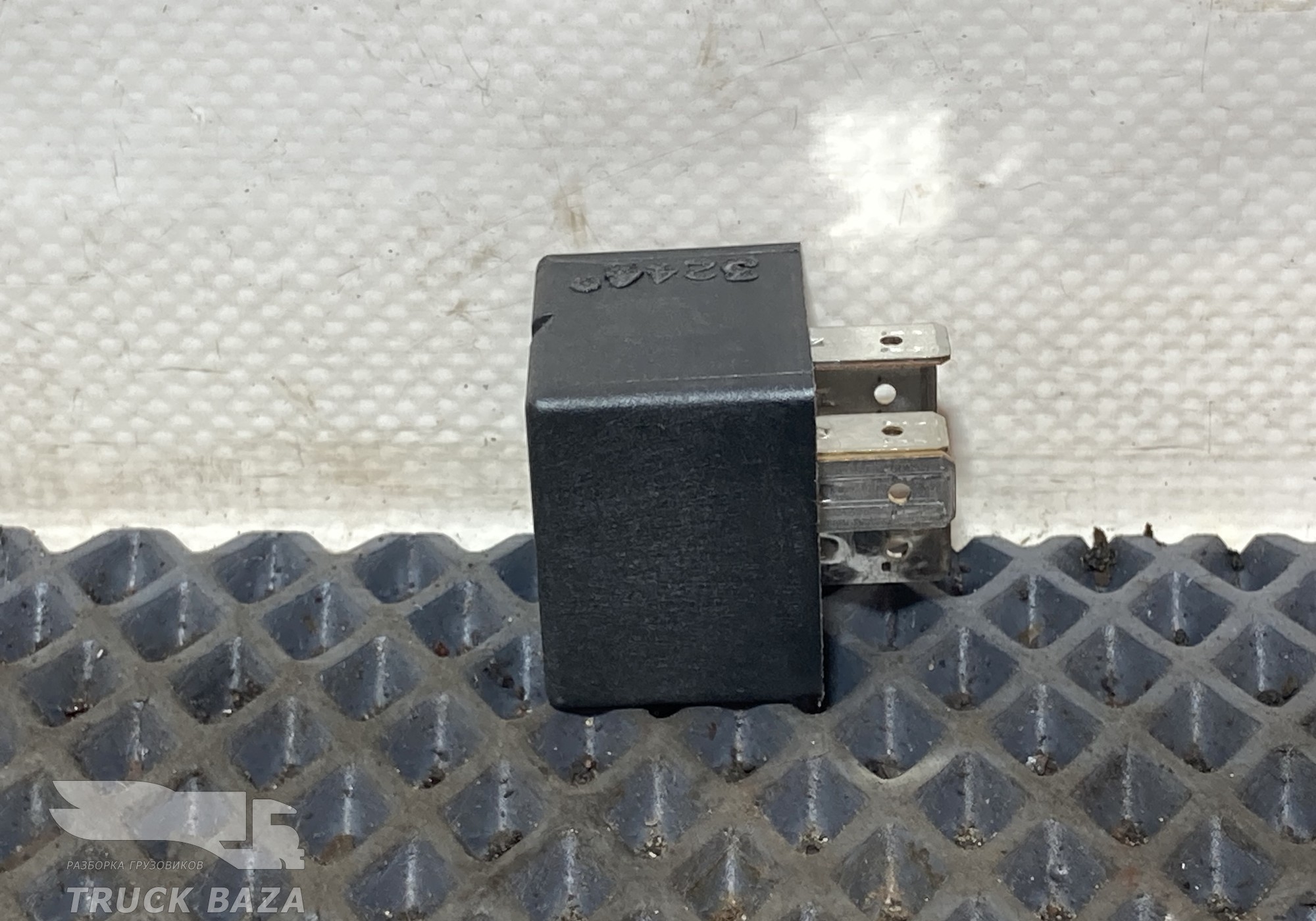 21244697 Реле 24V