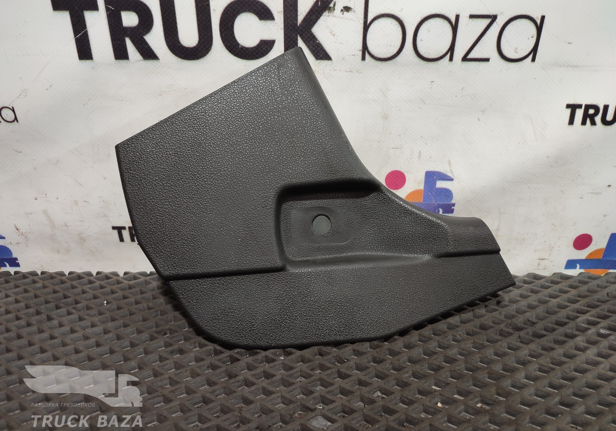 82213696 Накладка салона для Volvo FH 4 (с 2012)