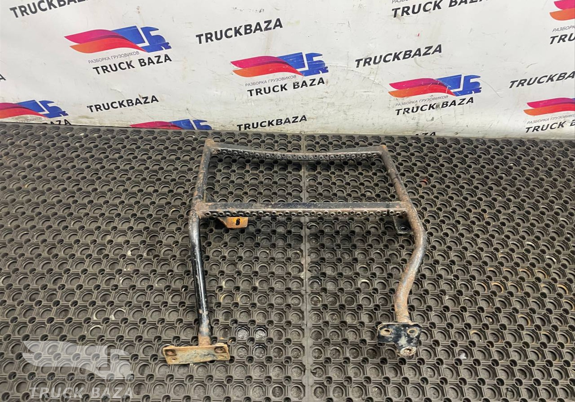 1689813 Лестница АКБ для Daf XF105 (с 2005)