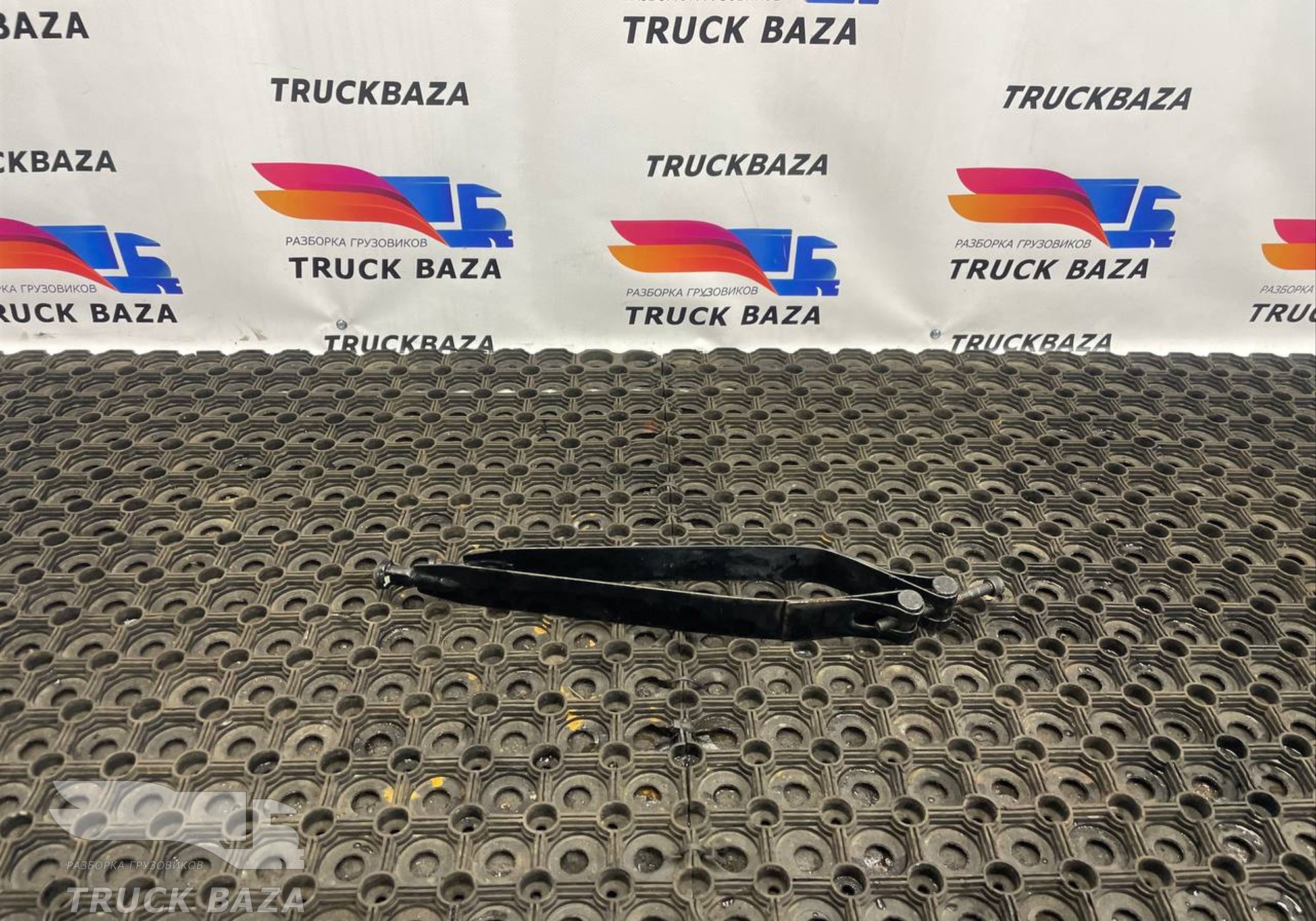 1906957 Крепежная лента бака AdBlue для Daf XF106 (с 2013 по 2023)