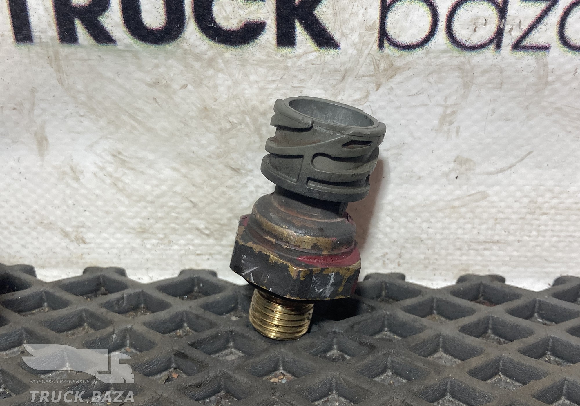 1673073 Датчик температуры для Daf XF105 (с 2005)