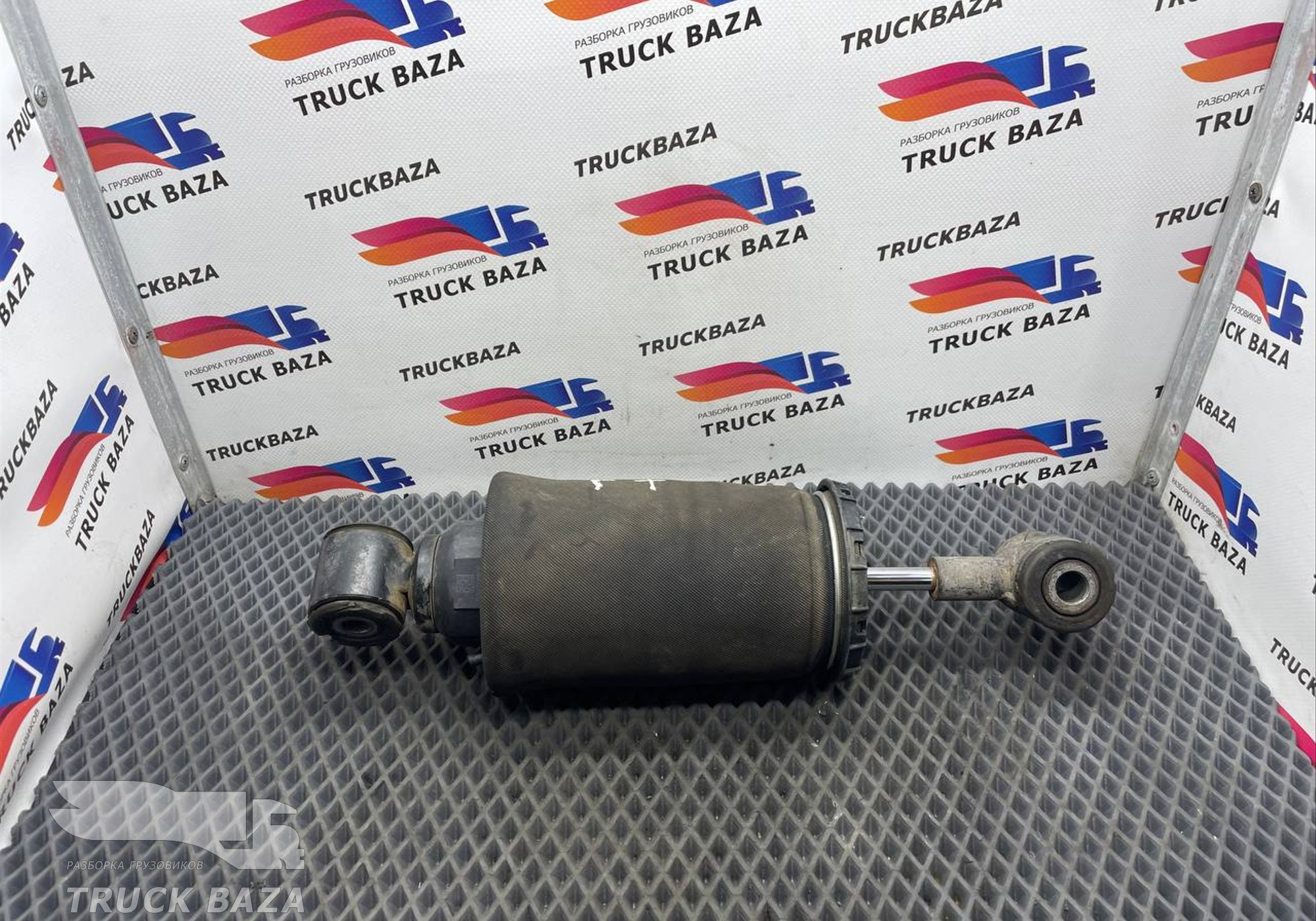 9640060190 Амортизатор кабины передний для Man TGA (с 2000 по 2007)